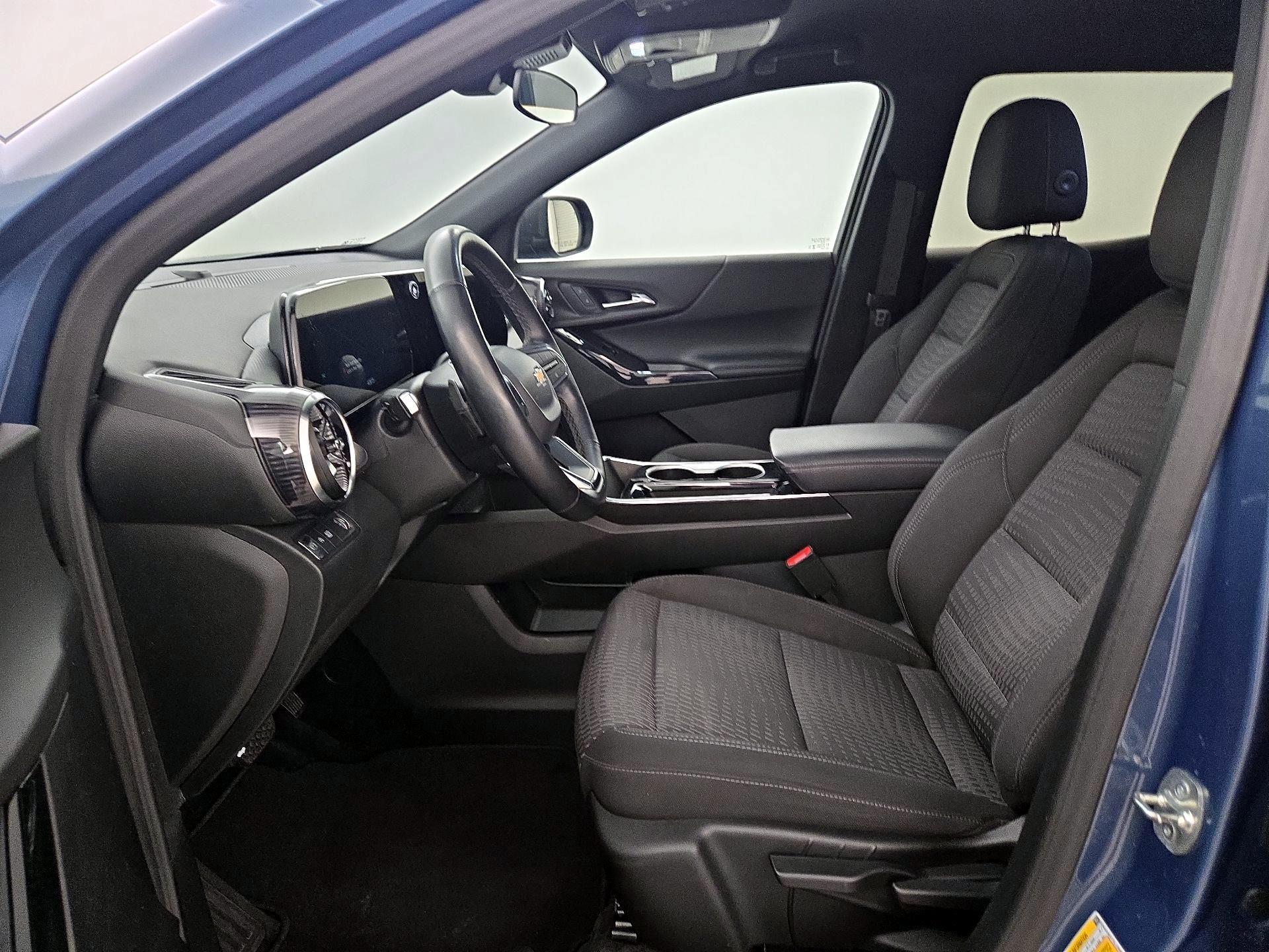 Thumbnail: 2025 Chevrolet Equinox - 11