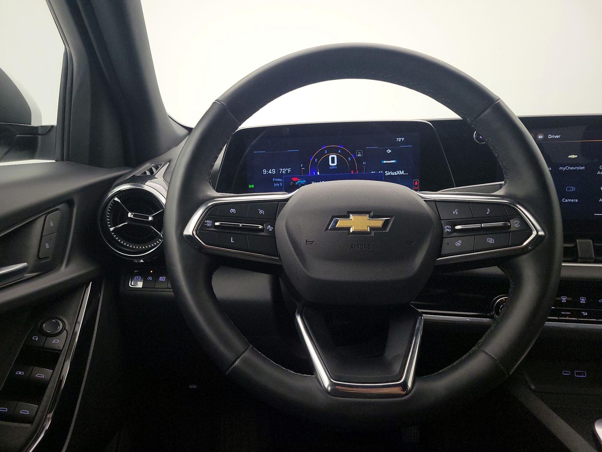 Thumbnail: 2025 Chevrolet Equinox - 10