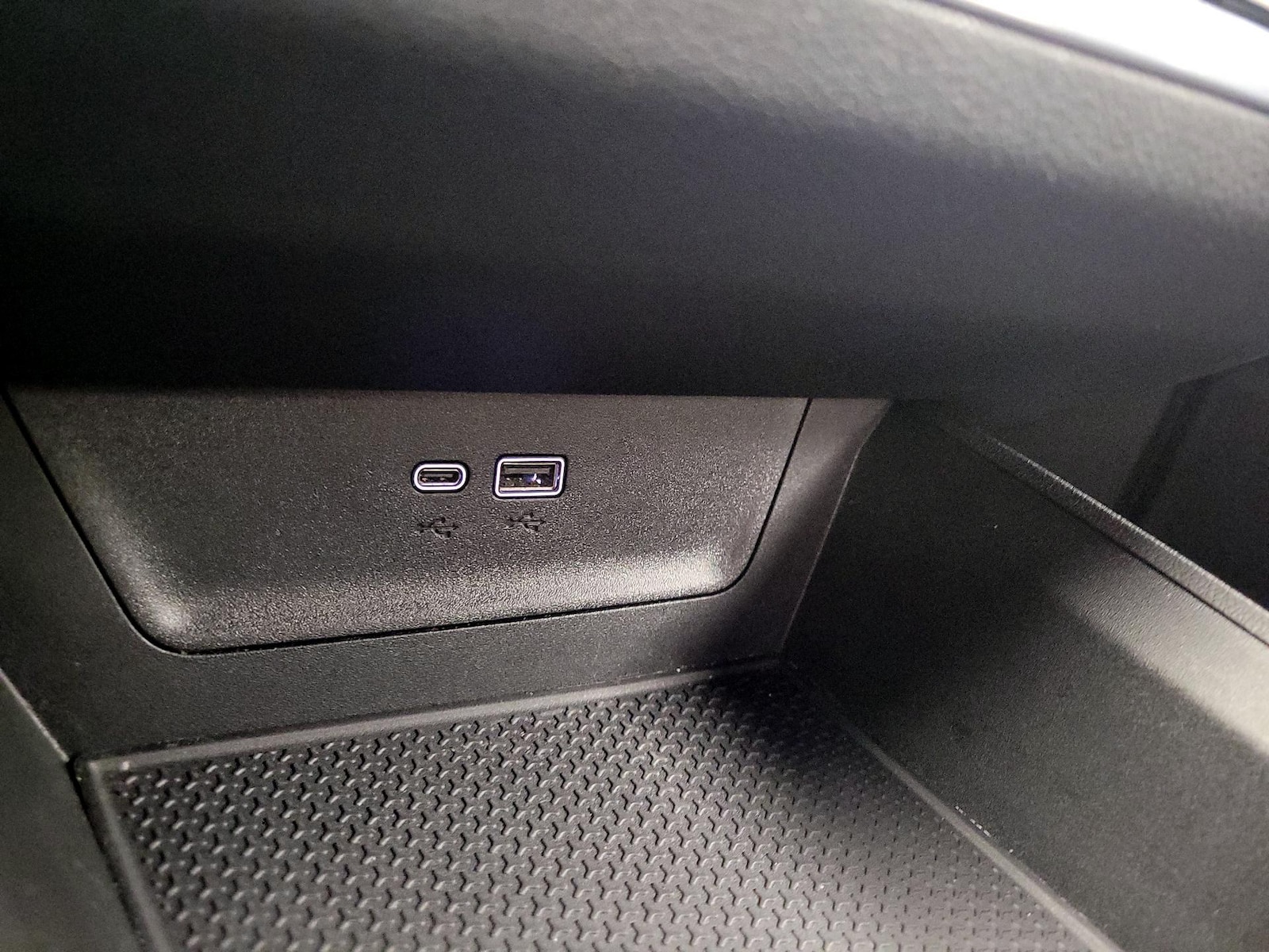 2025 Chevrolet Equinox LT - Photo 19
