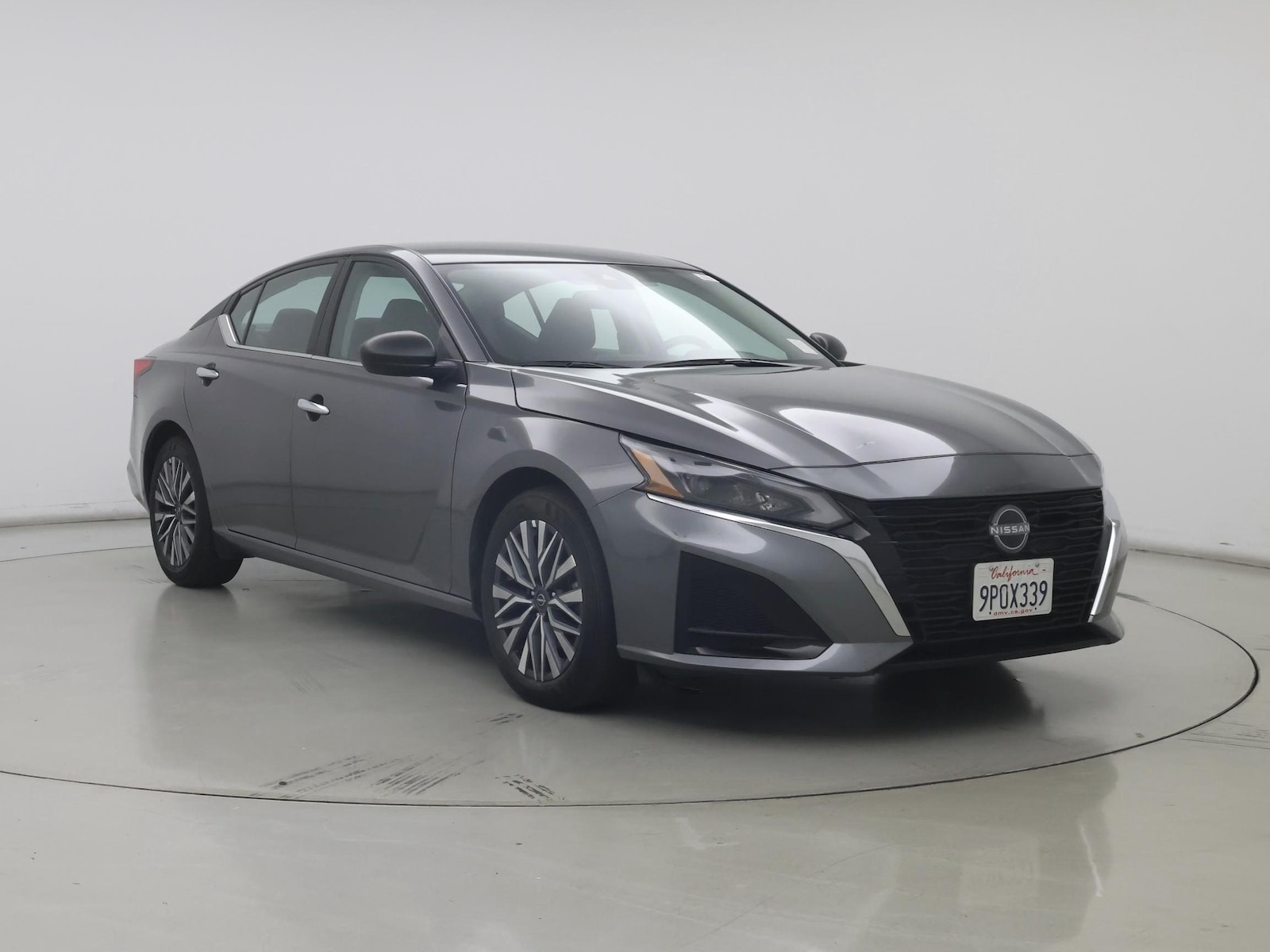2025 Nissan Altima SV - Photo 2