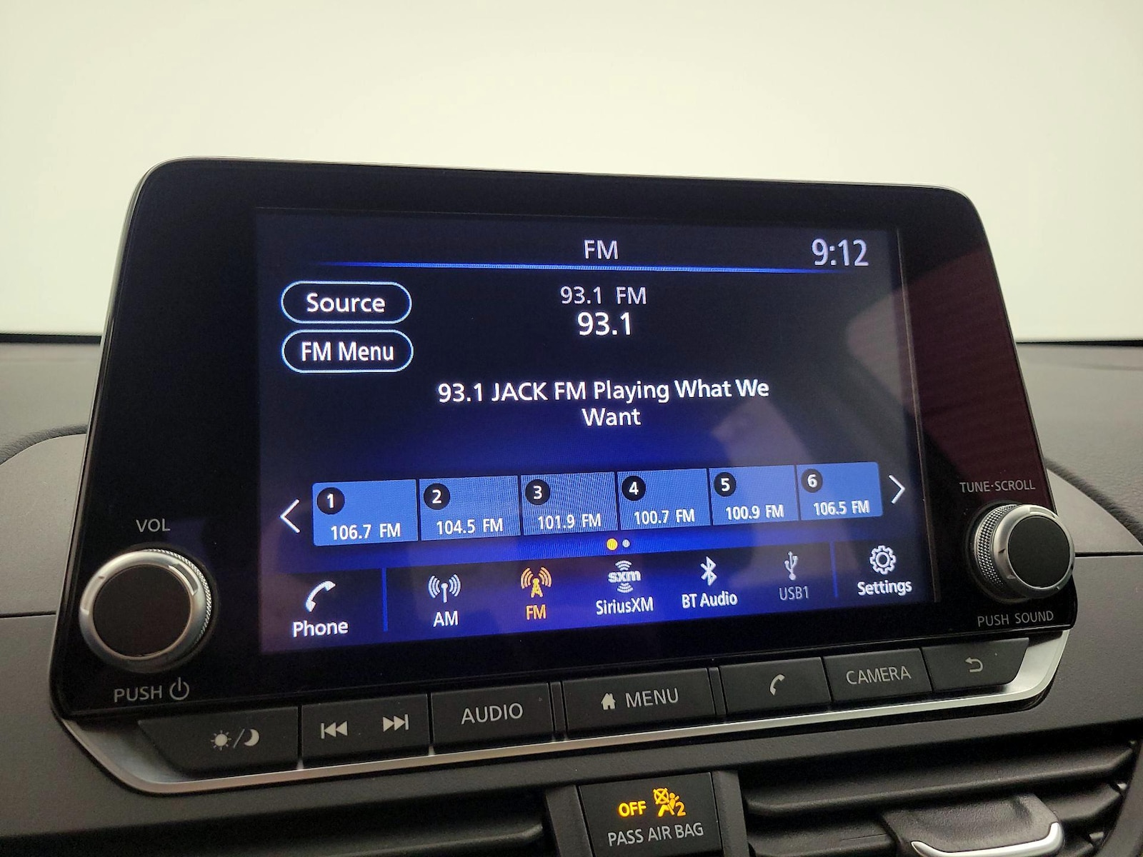 2025 Nissan Altima SV - Photo 16