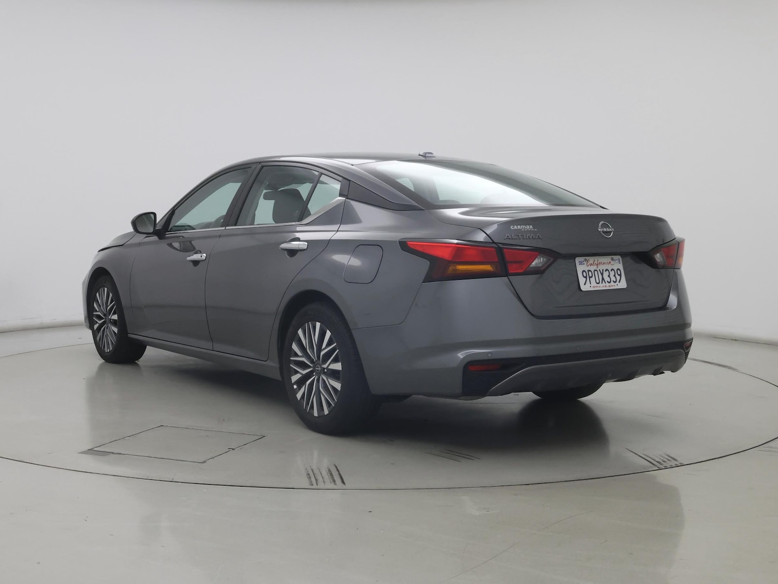 2025 Nissan Altima SV - Photo 3