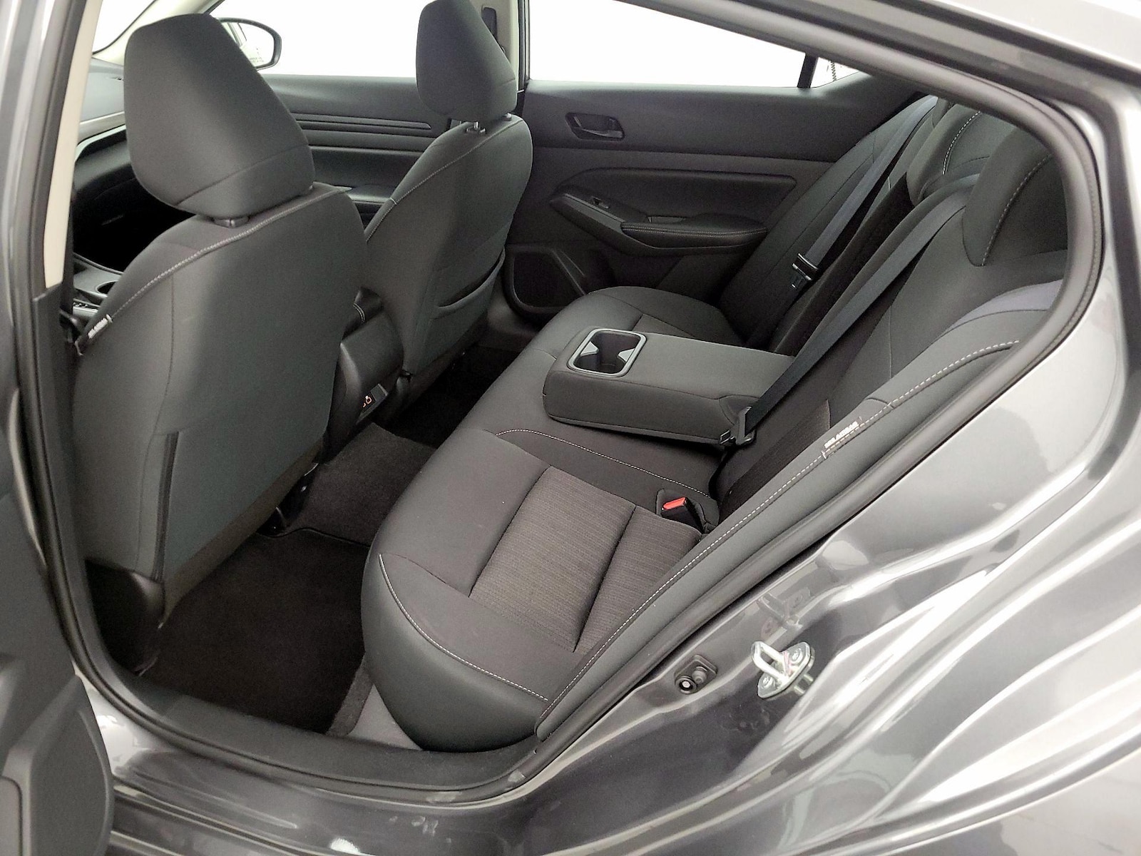 2025 Nissan Altima SV - Photo 20