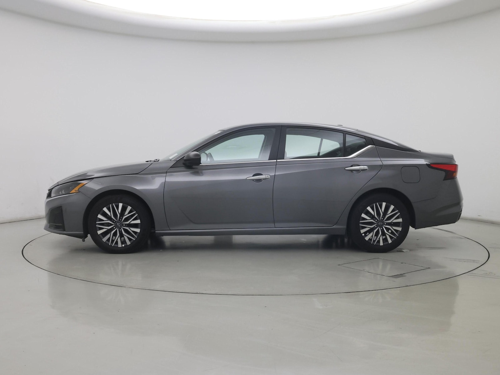 2025 Nissan Altima SV - Photo 4