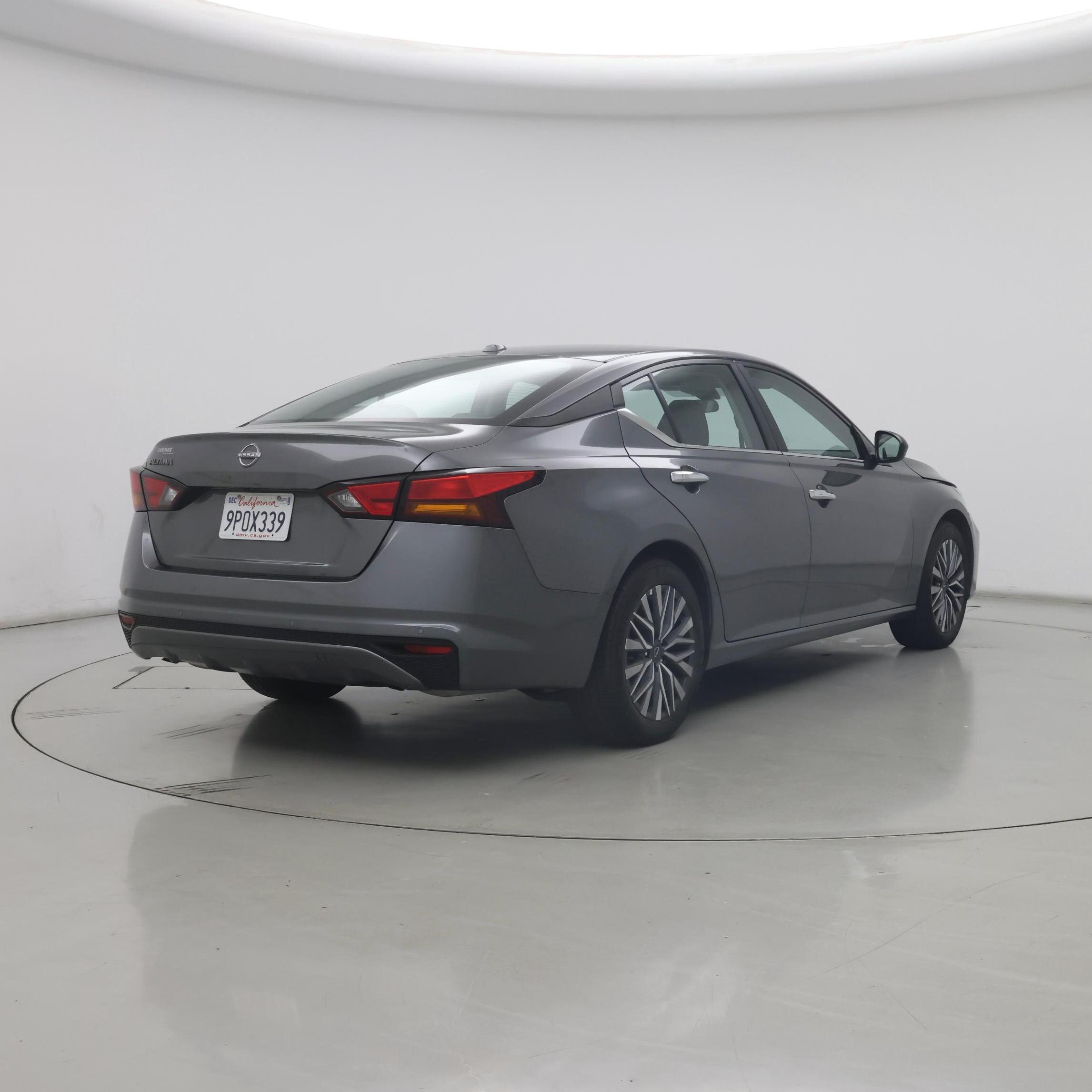 Thumbnail: 2025 Nissan Altima - 8