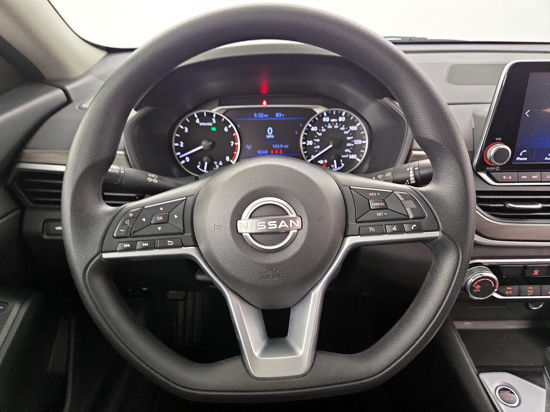 Thumbnail: 2025 Nissan Altima - 10
