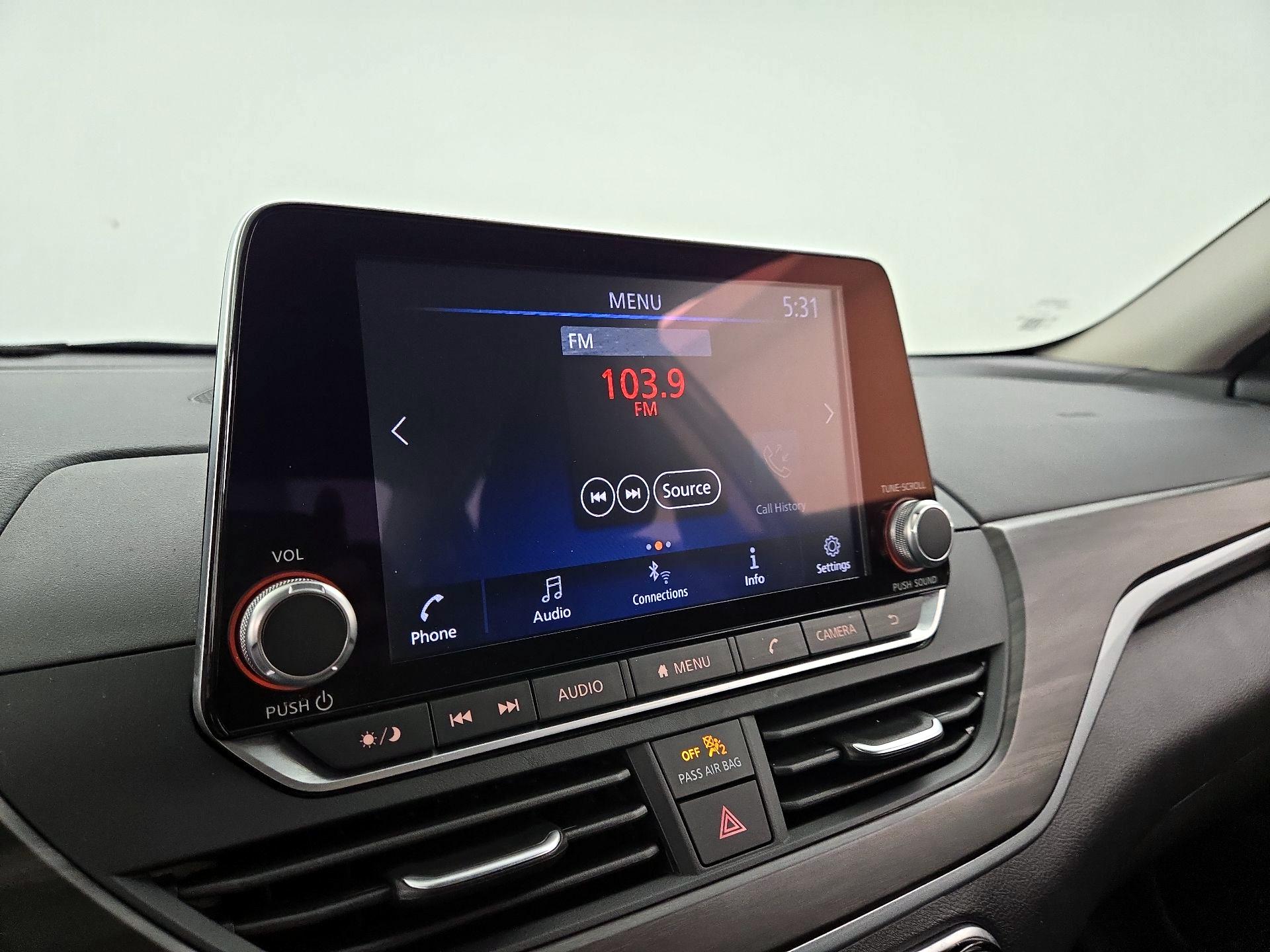 Thumbnail: 2025 Nissan Altima - 15
