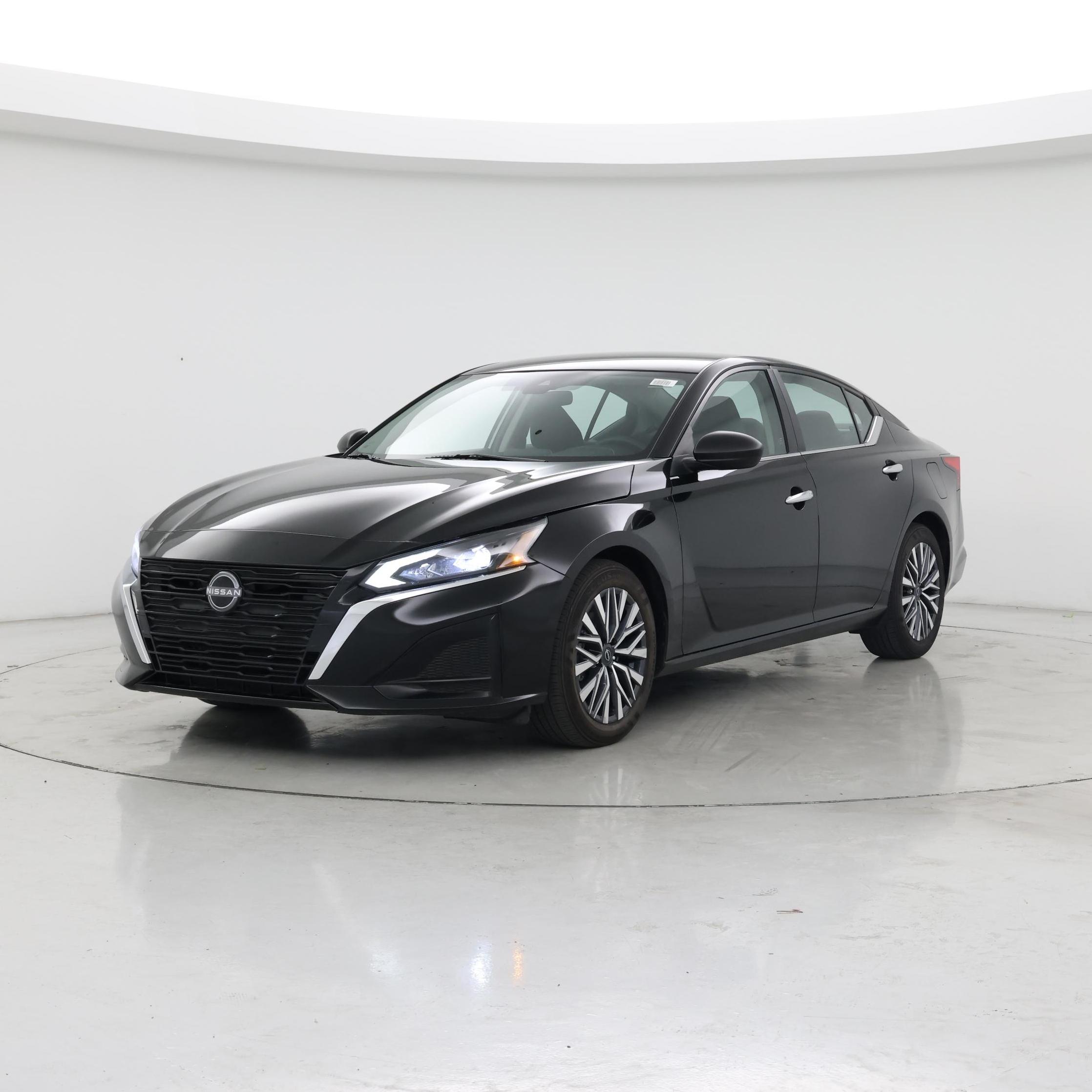 Thumbnail: 2025 Nissan Altima - 4
