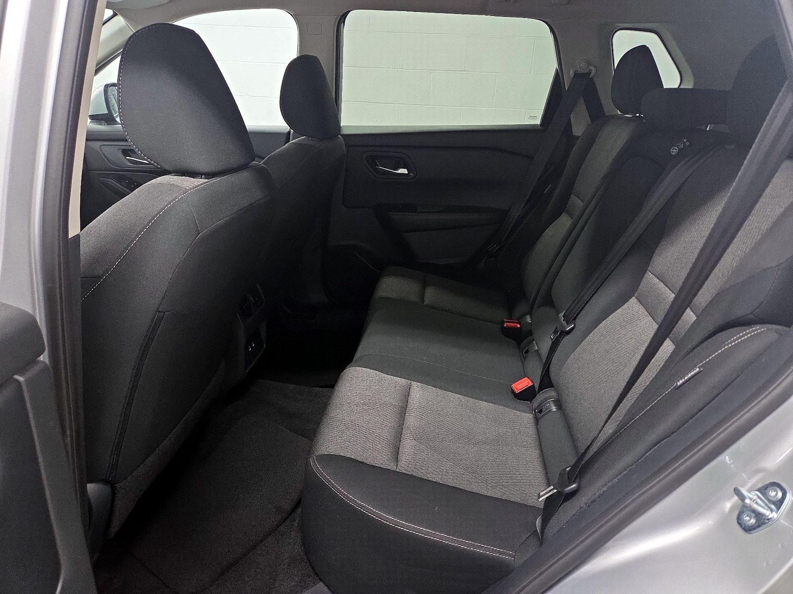 2025 Nissan Rogue SV - Photo 20