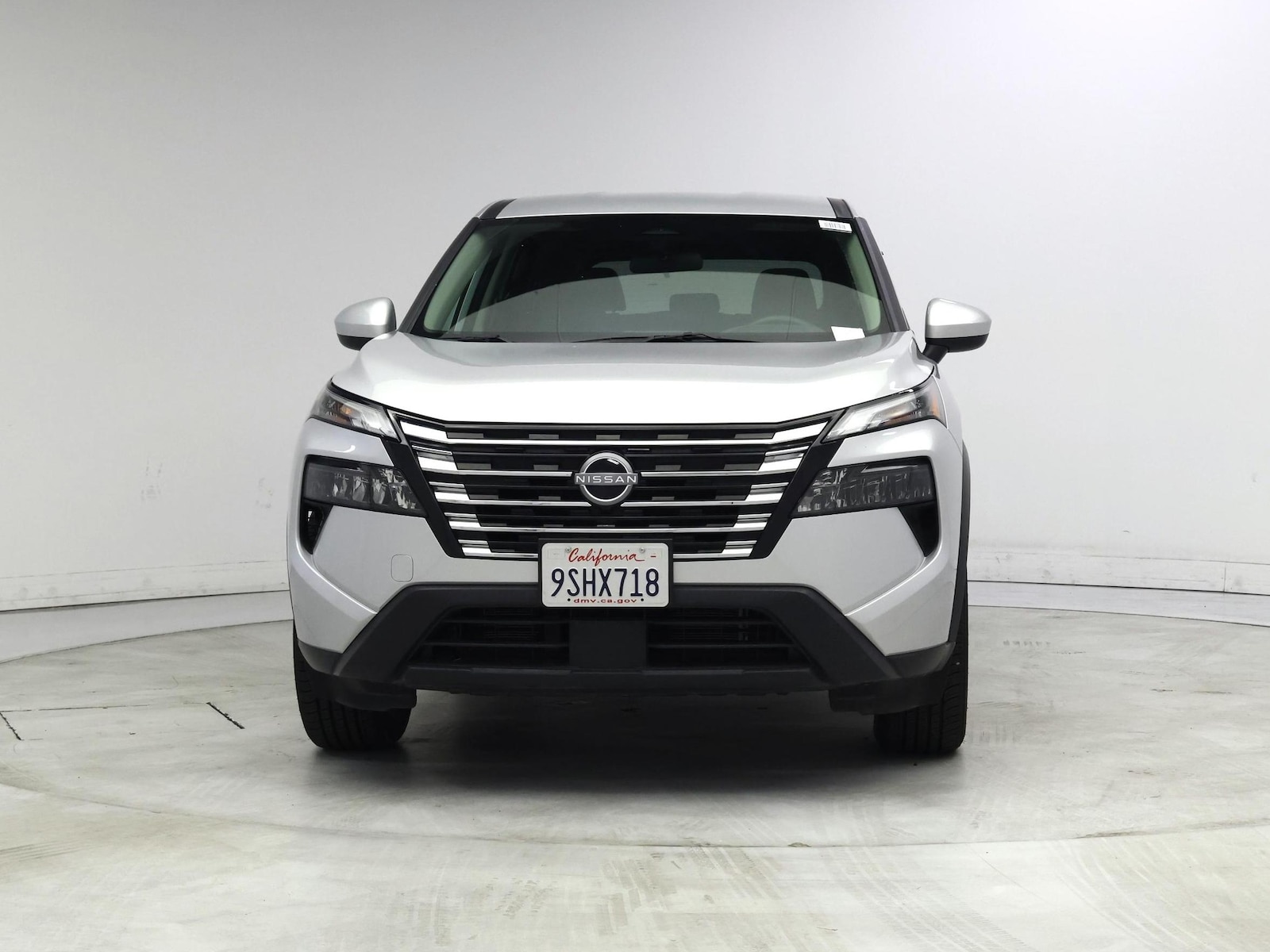 2025 Nissan Rogue SV - Photo 6