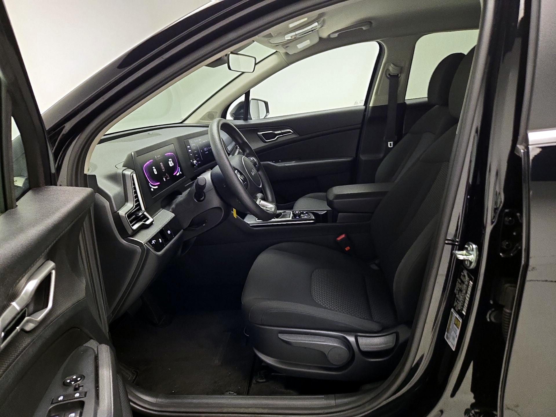 Thumbnail: 2025 Kia Sportage - 11