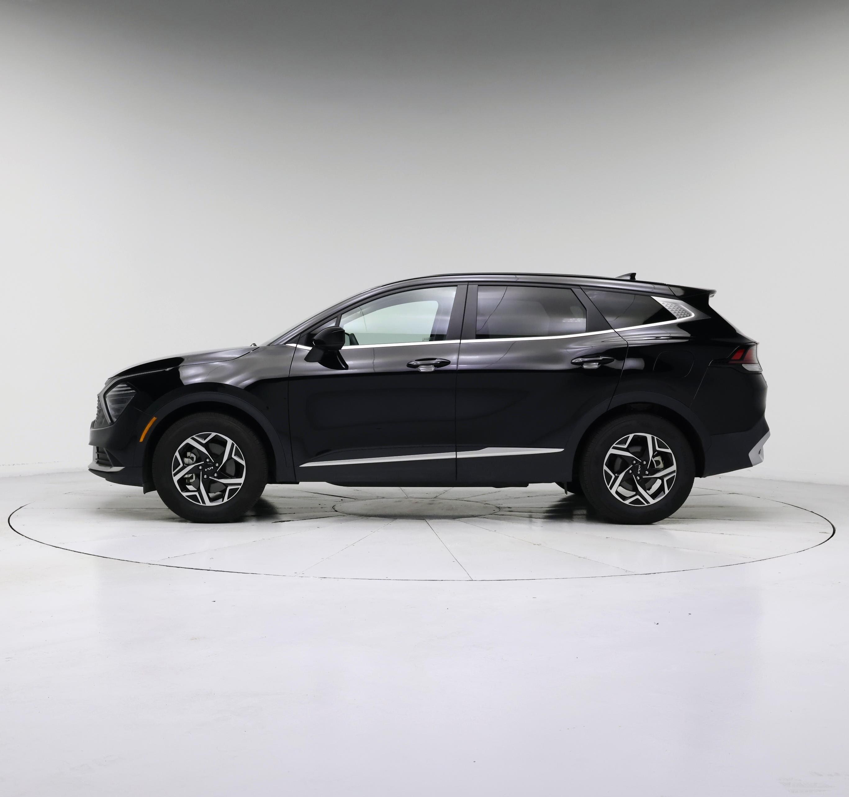 Thumbnail: 2025 Kia Sportage - 3