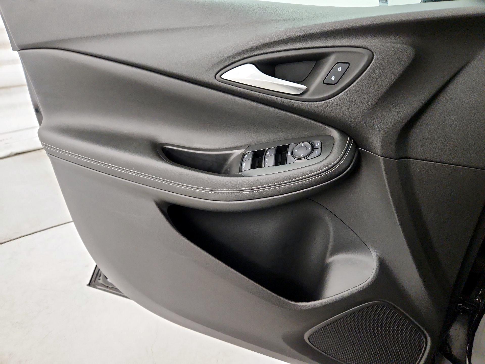 Thumbnail: 2025 Buick Encore GX - 12
