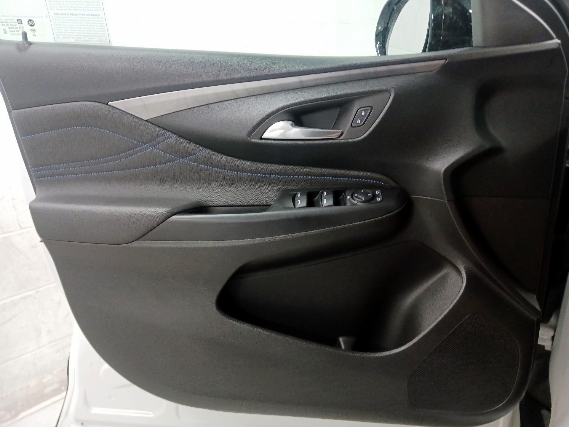 Thumbnail: 2025 Buick Envista - 12