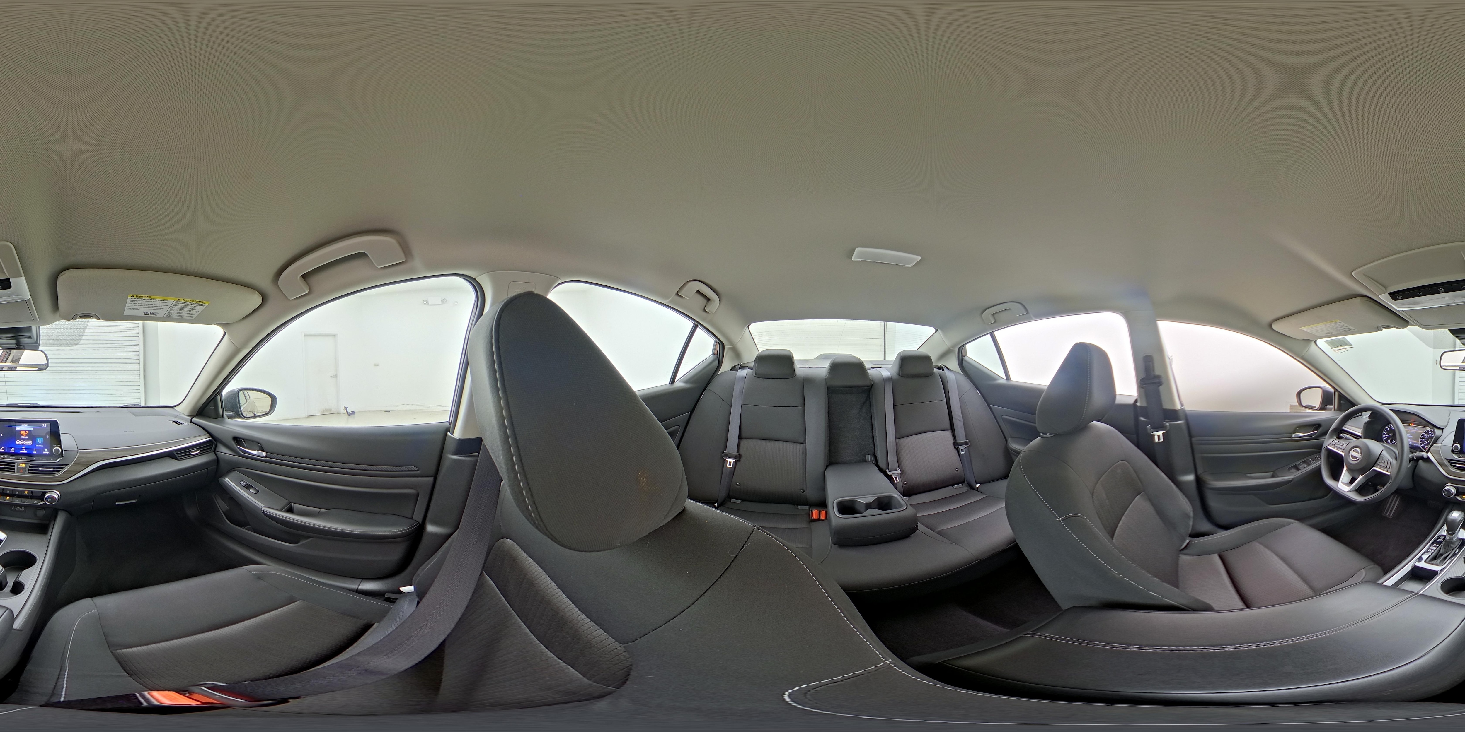 2025 Nissan Altima SV - Photo 24