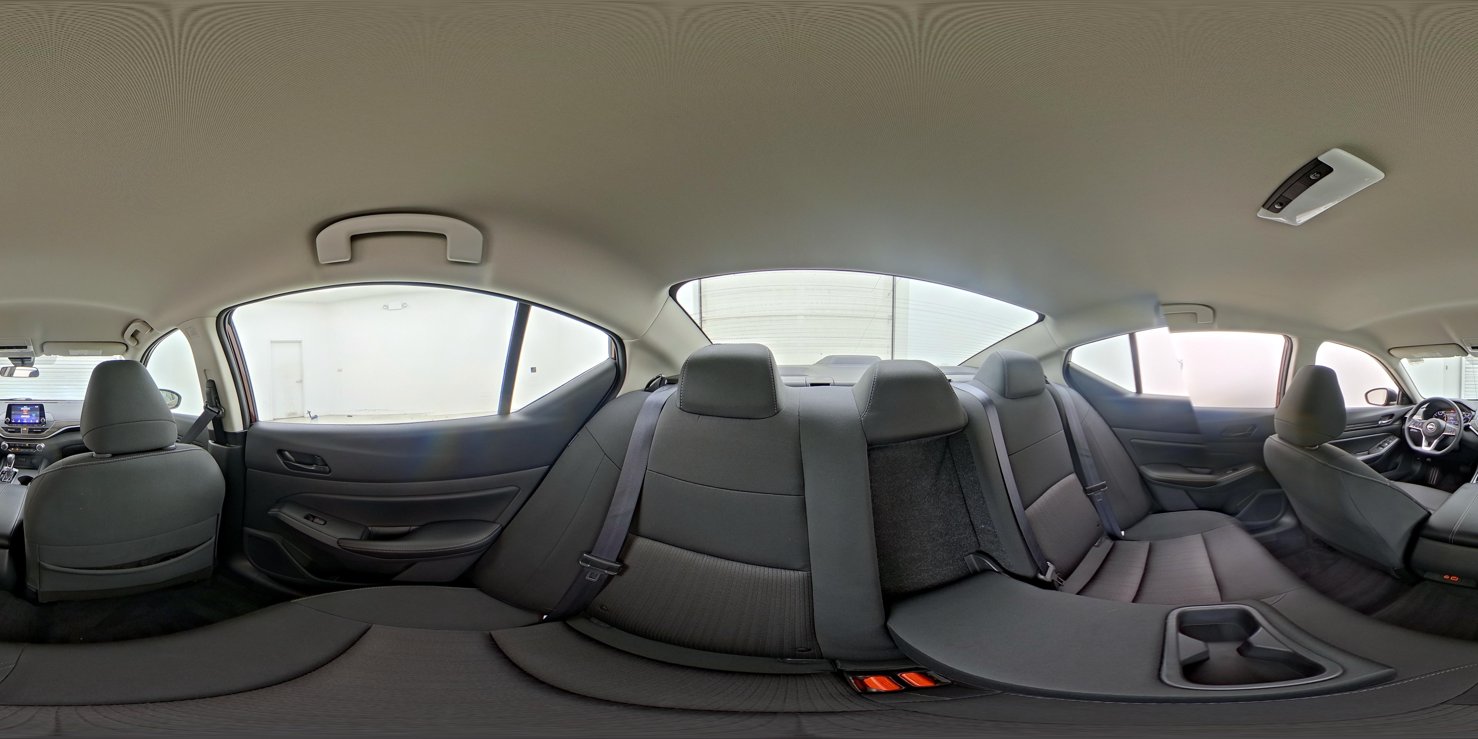 2025 Nissan Altima SV - Photo 25