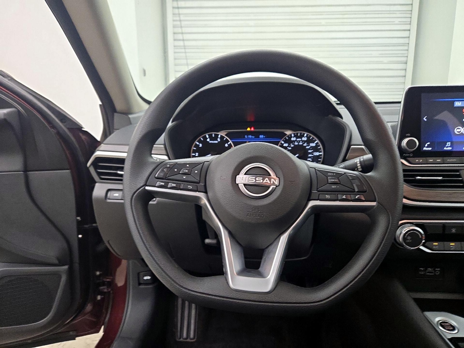 2025 Nissan Altima SV - Photo 11