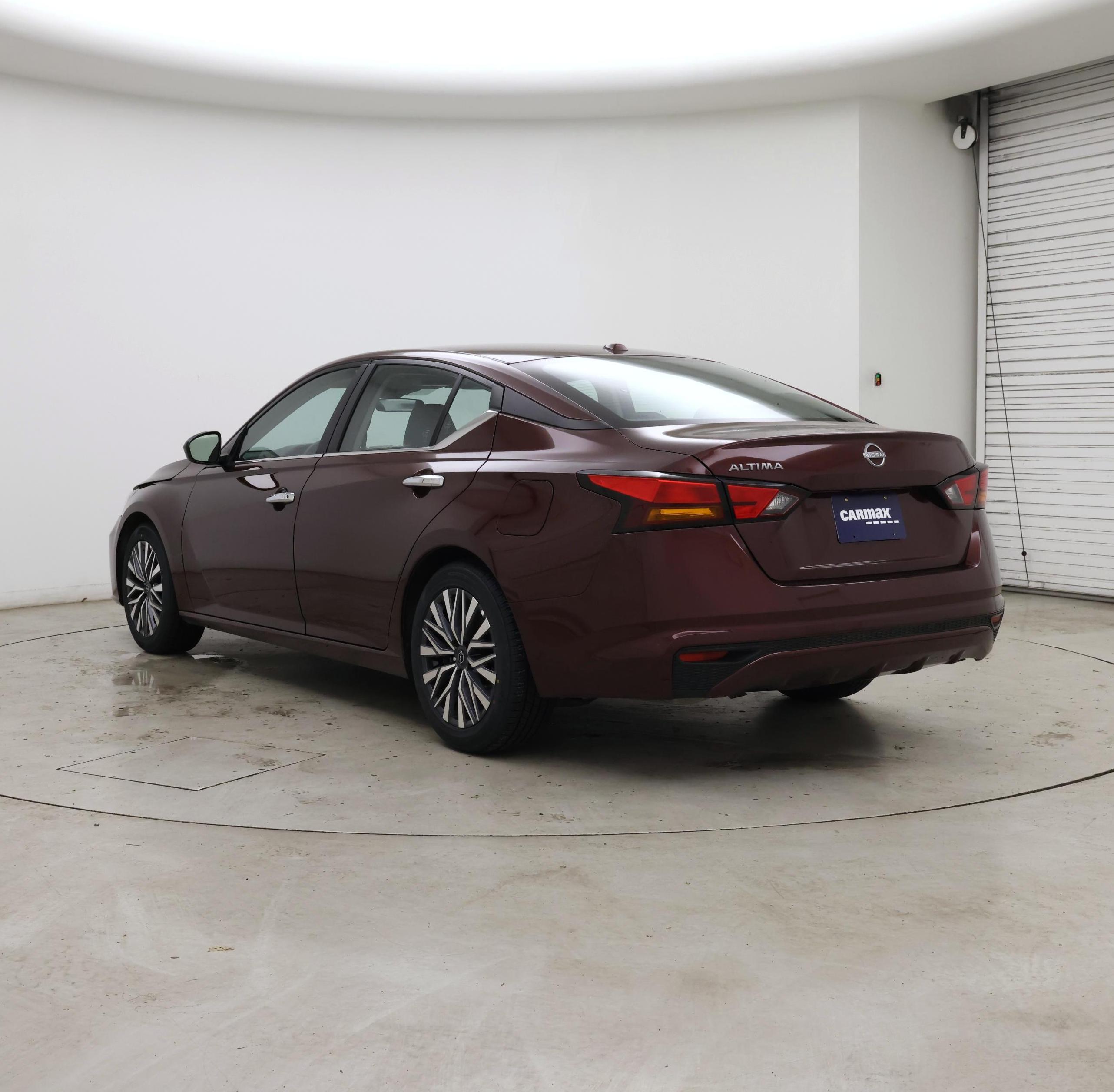 Thumbnail: 2025 Nissan Altima - 2