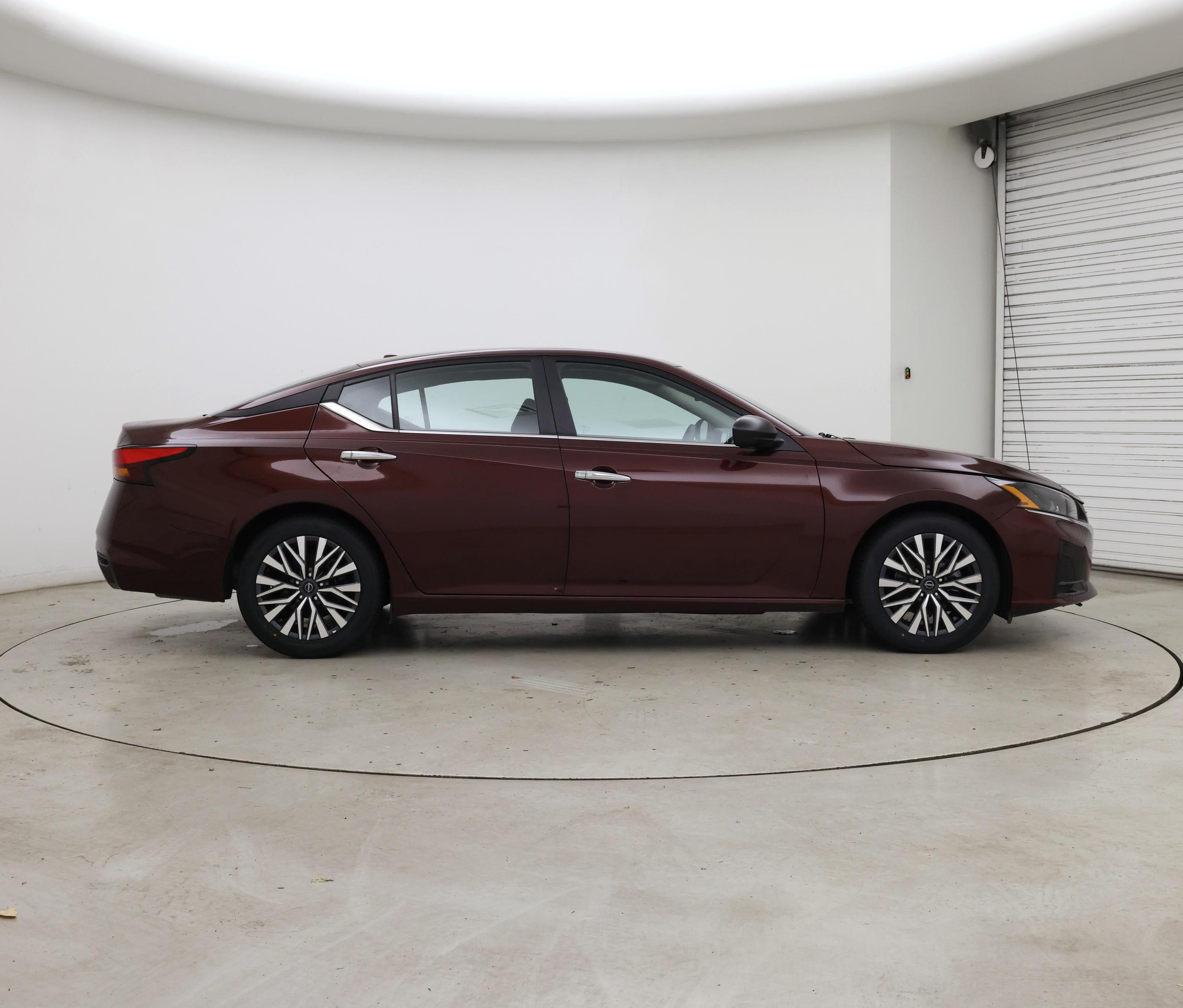 Thumbnail: 2025 Nissan Altima - 7