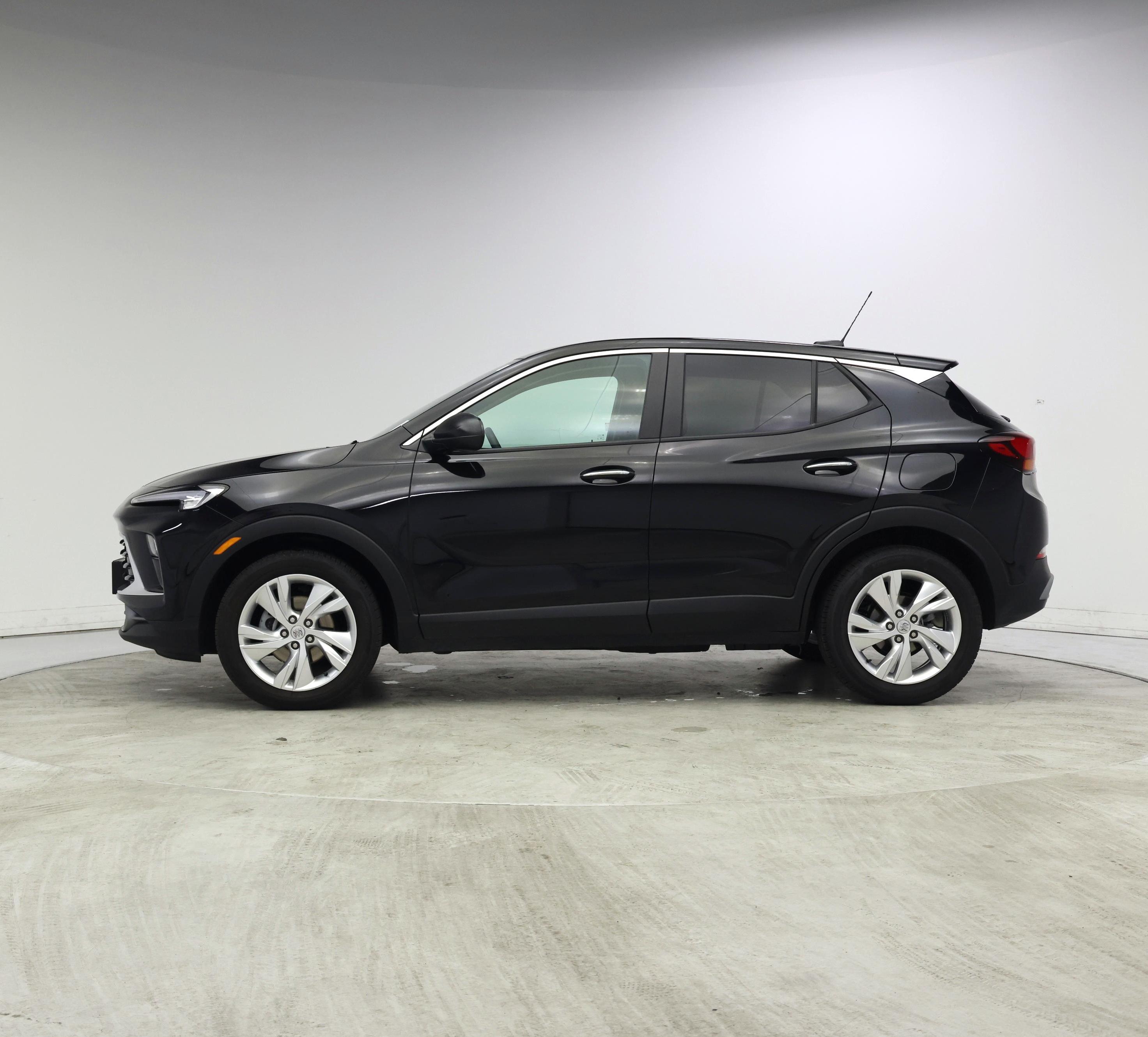 Thumbnail: 2025 Buick Encore GX - 3