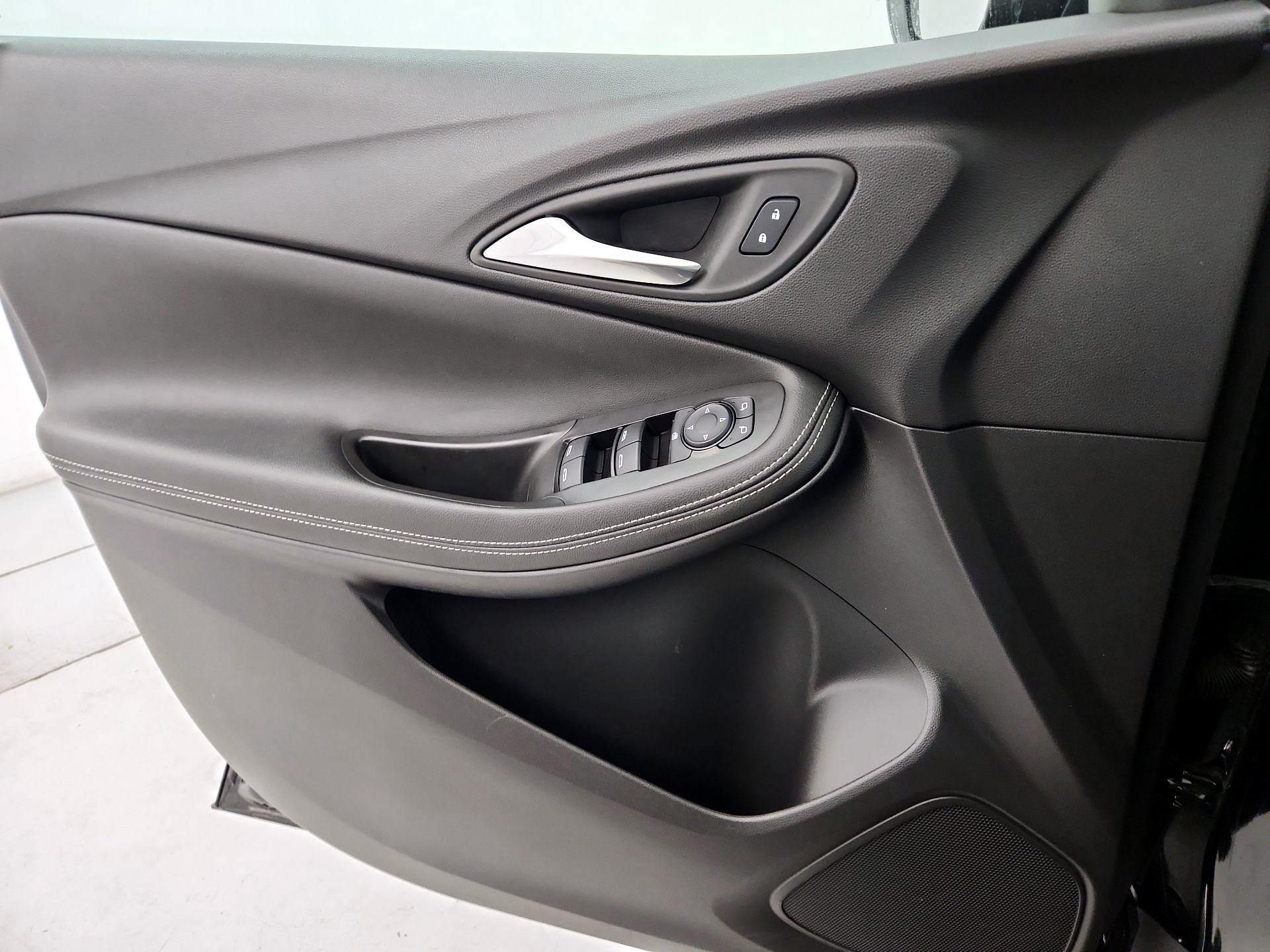 Thumbnail: 2025 Buick Encore GX - 12