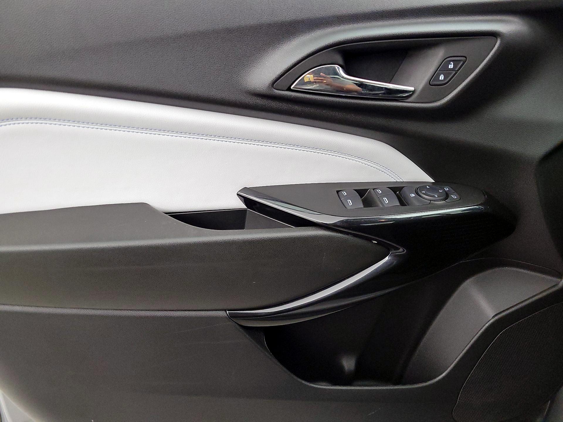 Thumbnail: 2025 Chevrolet Trax - 12