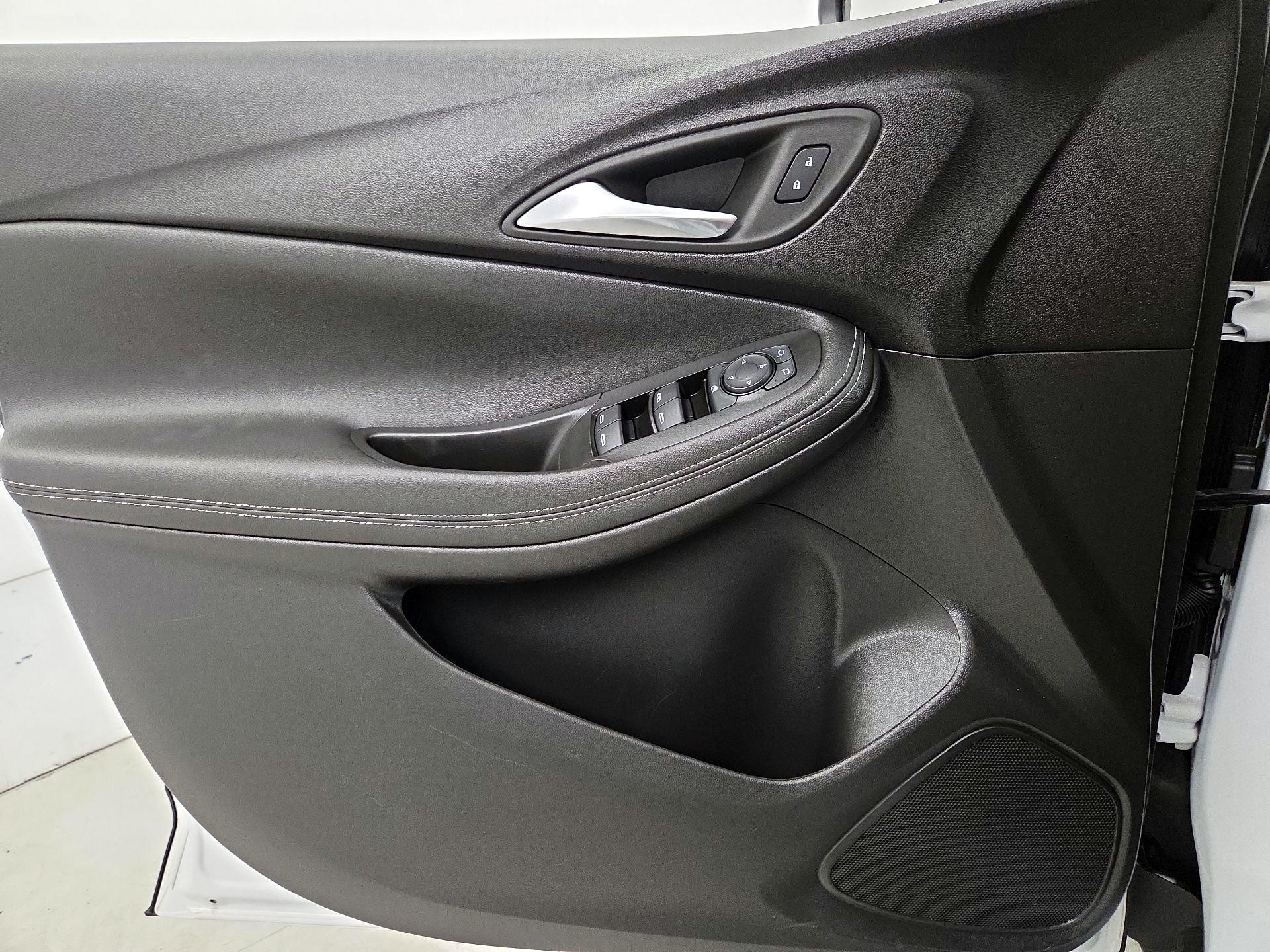 Thumbnail: 2025 Buick Encore GX - 12
