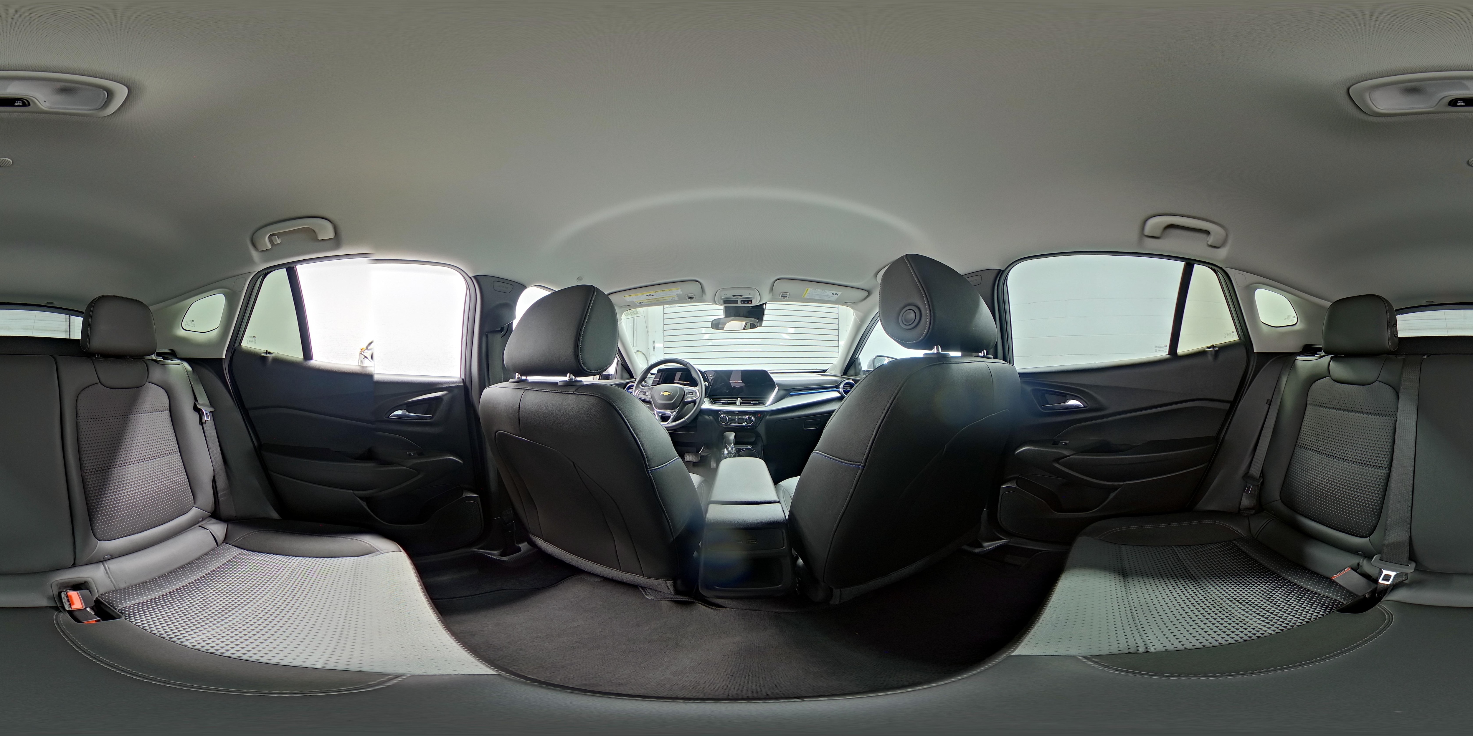 2025 Chevrolet Trax LT - Photo 25