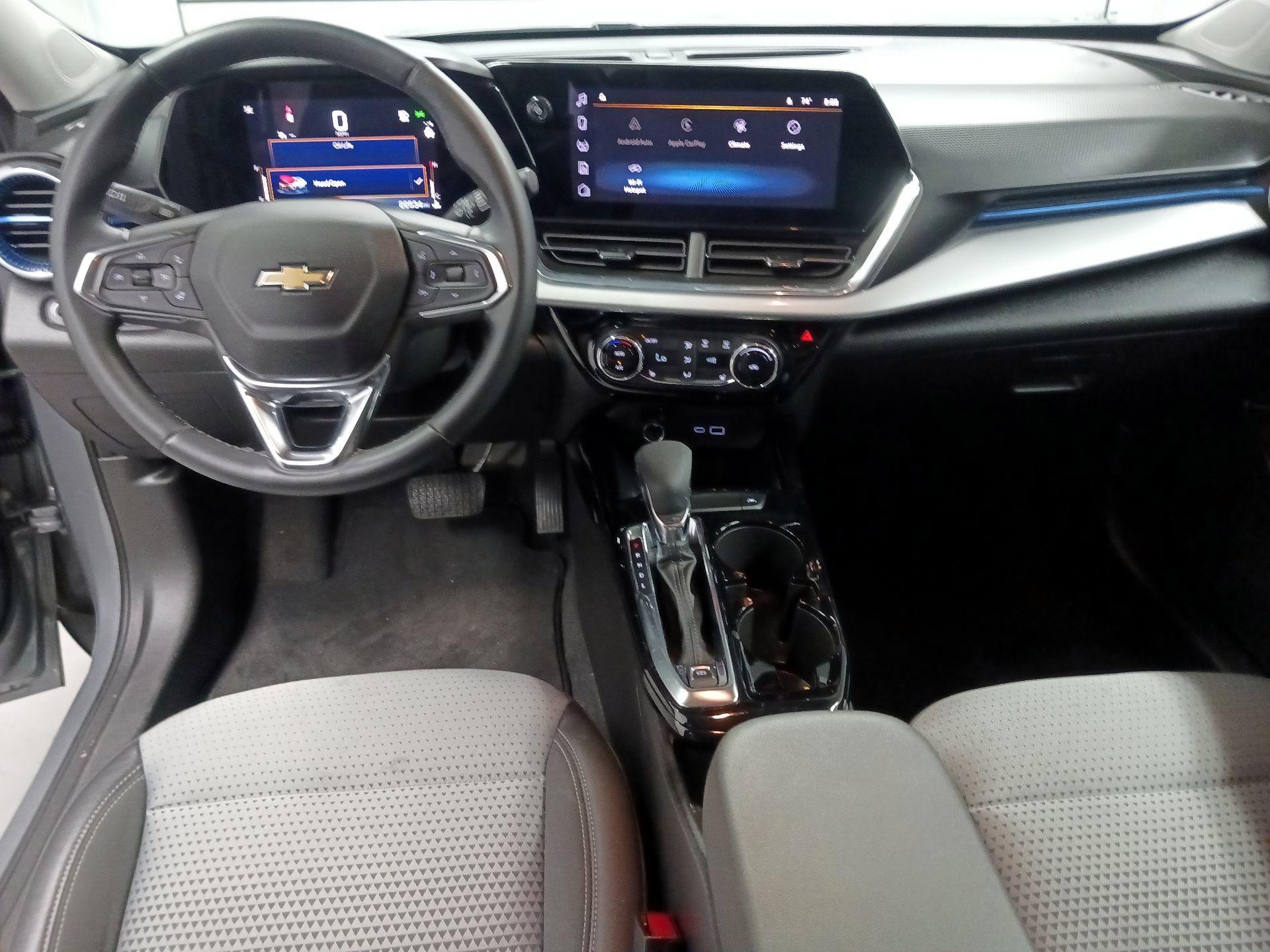 Thumbnail: 2025 Chevrolet Trax - 9
