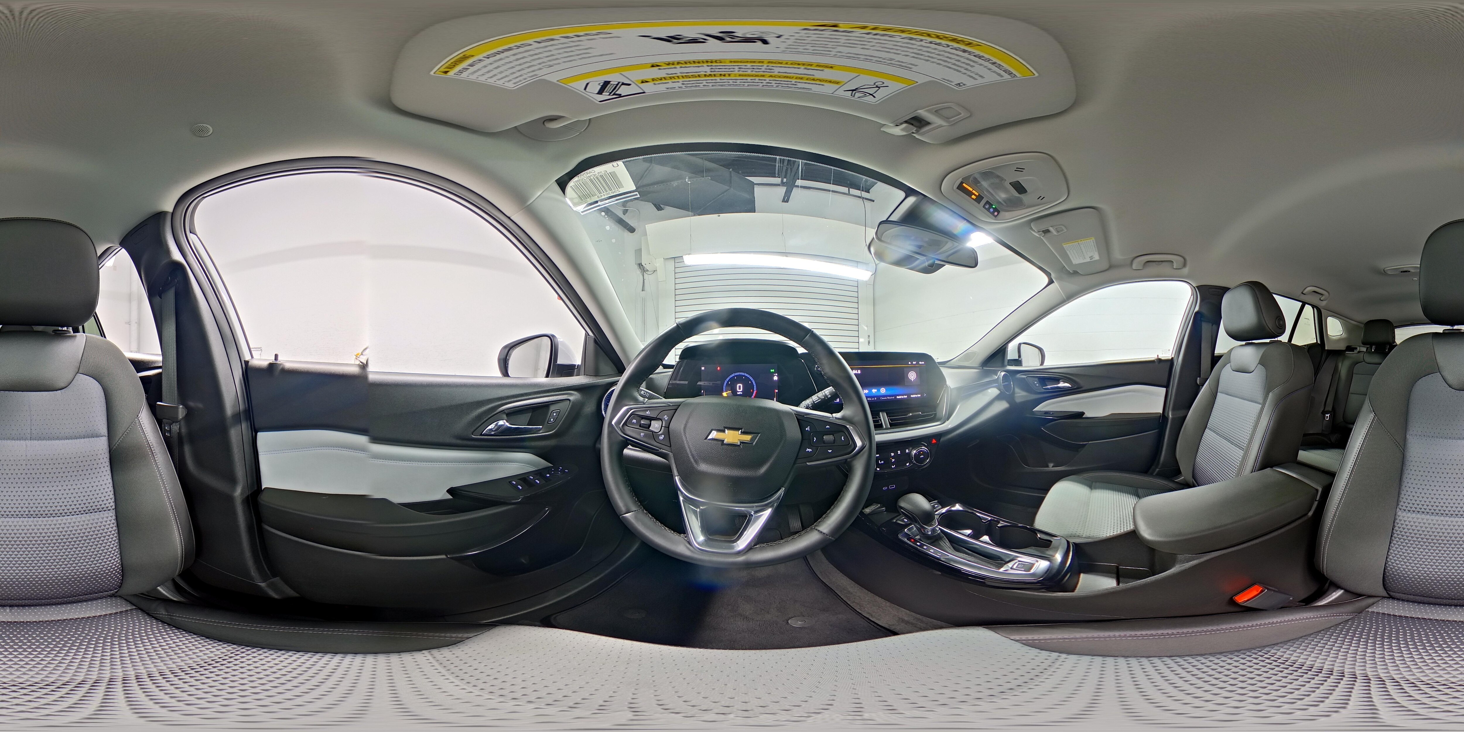 2025 Chevrolet Trax LT - Photo 26