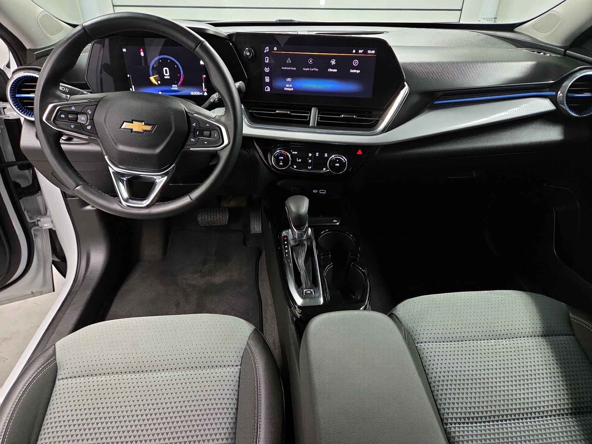 Thumbnail: 2025 Chevrolet Trax - 9