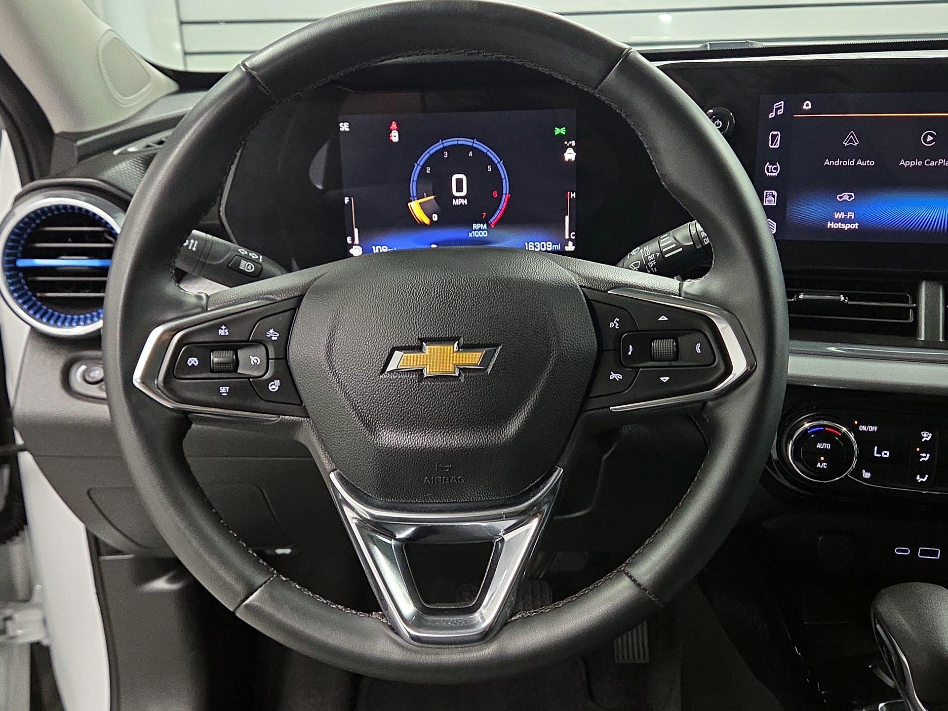 Thumbnail: 2025 Chevrolet Trax - 10