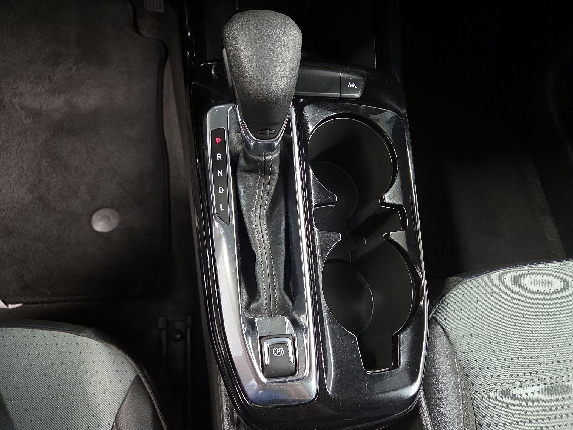 Thumbnail: 2025 Chevrolet Trax - 17