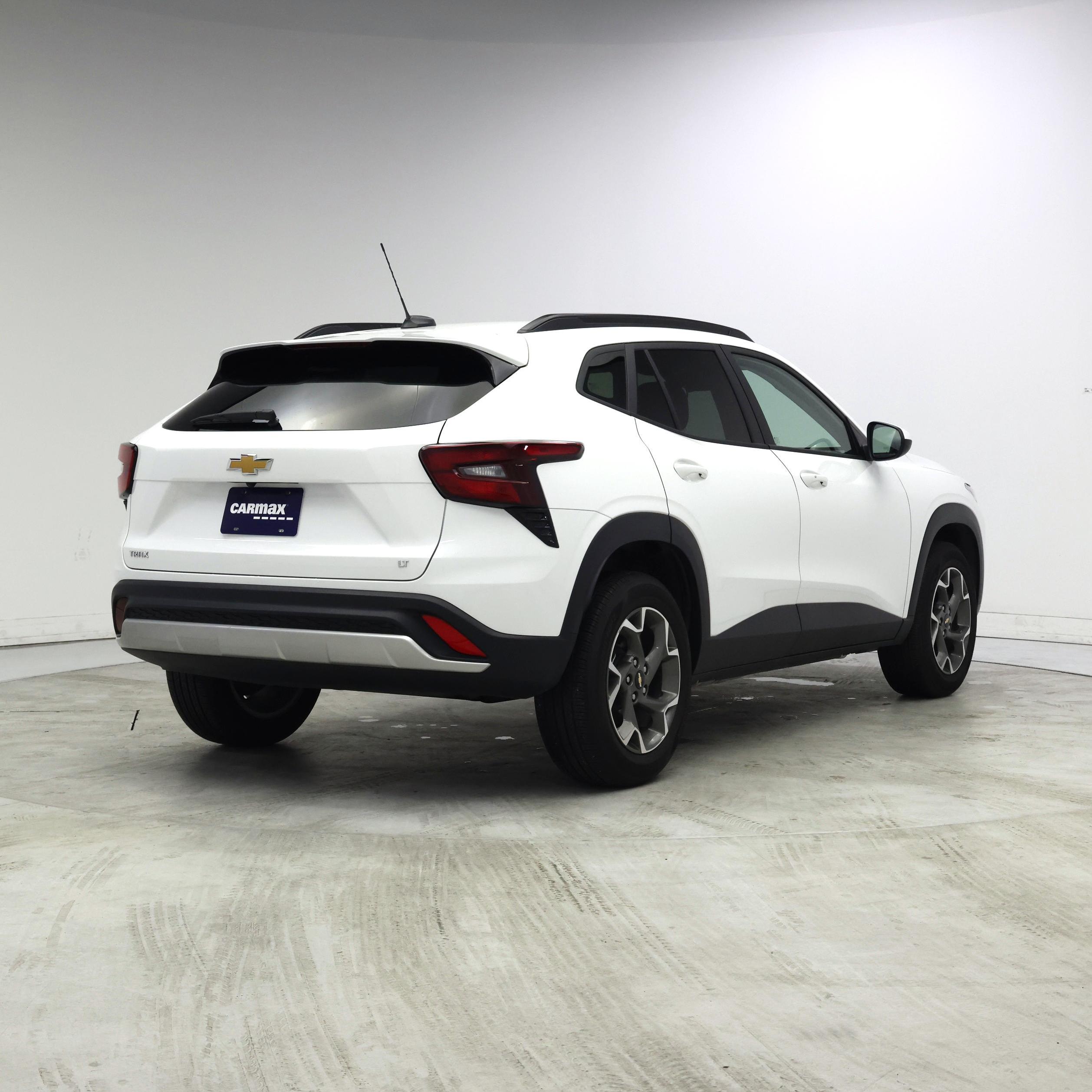 Thumbnail: 2025 Chevrolet Trax - 8