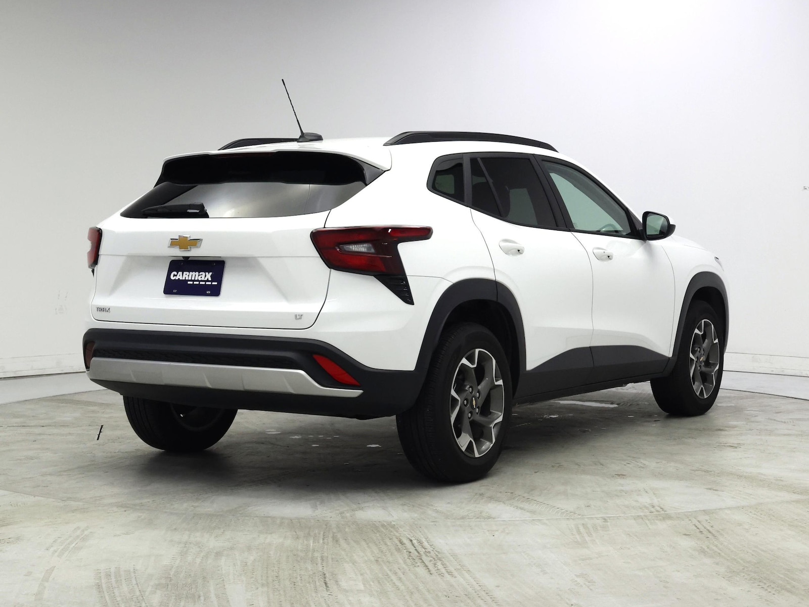 2025 Chevrolet Trax LT - Photo 9