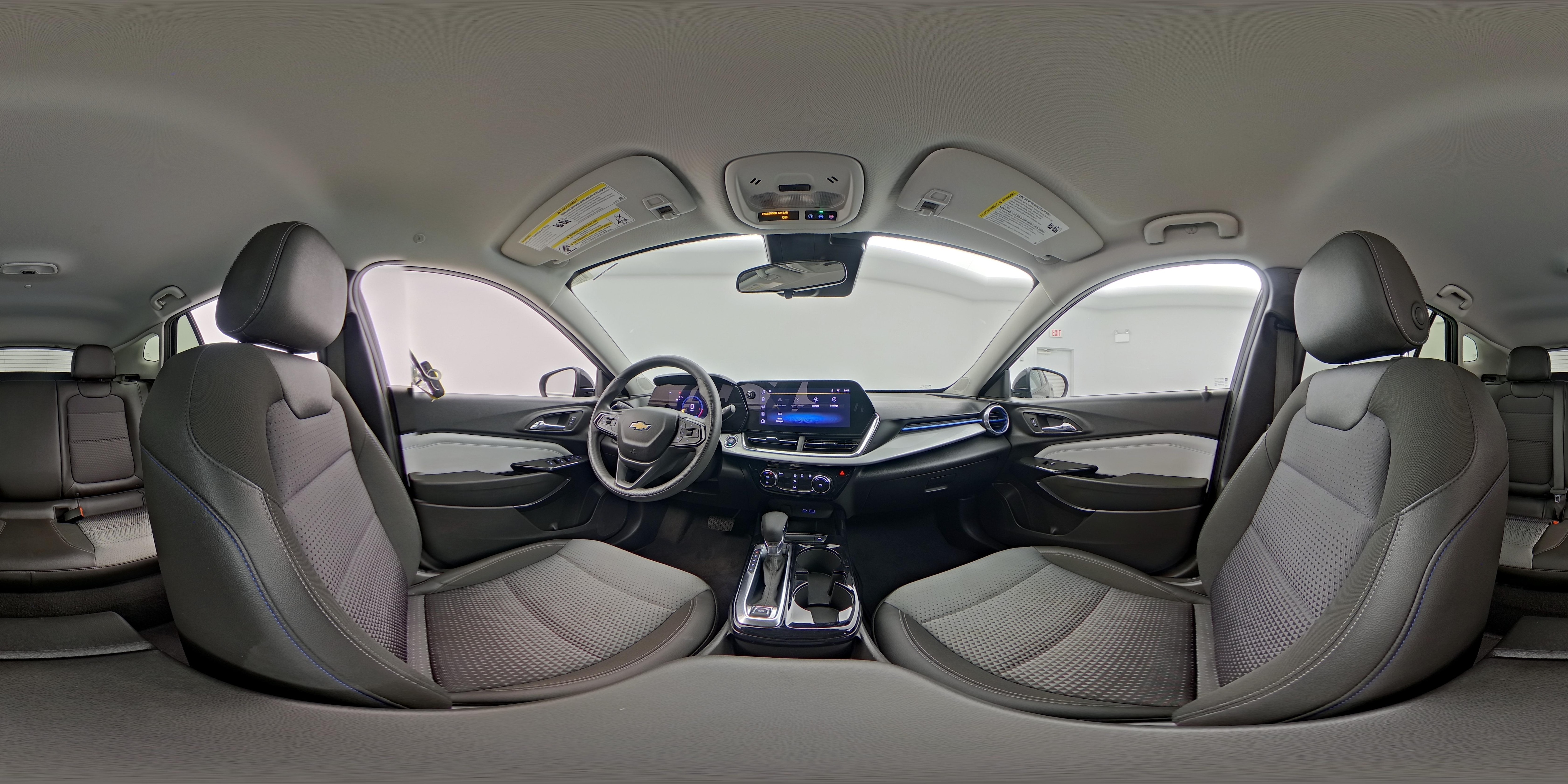 2025 Chevrolet Trax LT - Photo 25