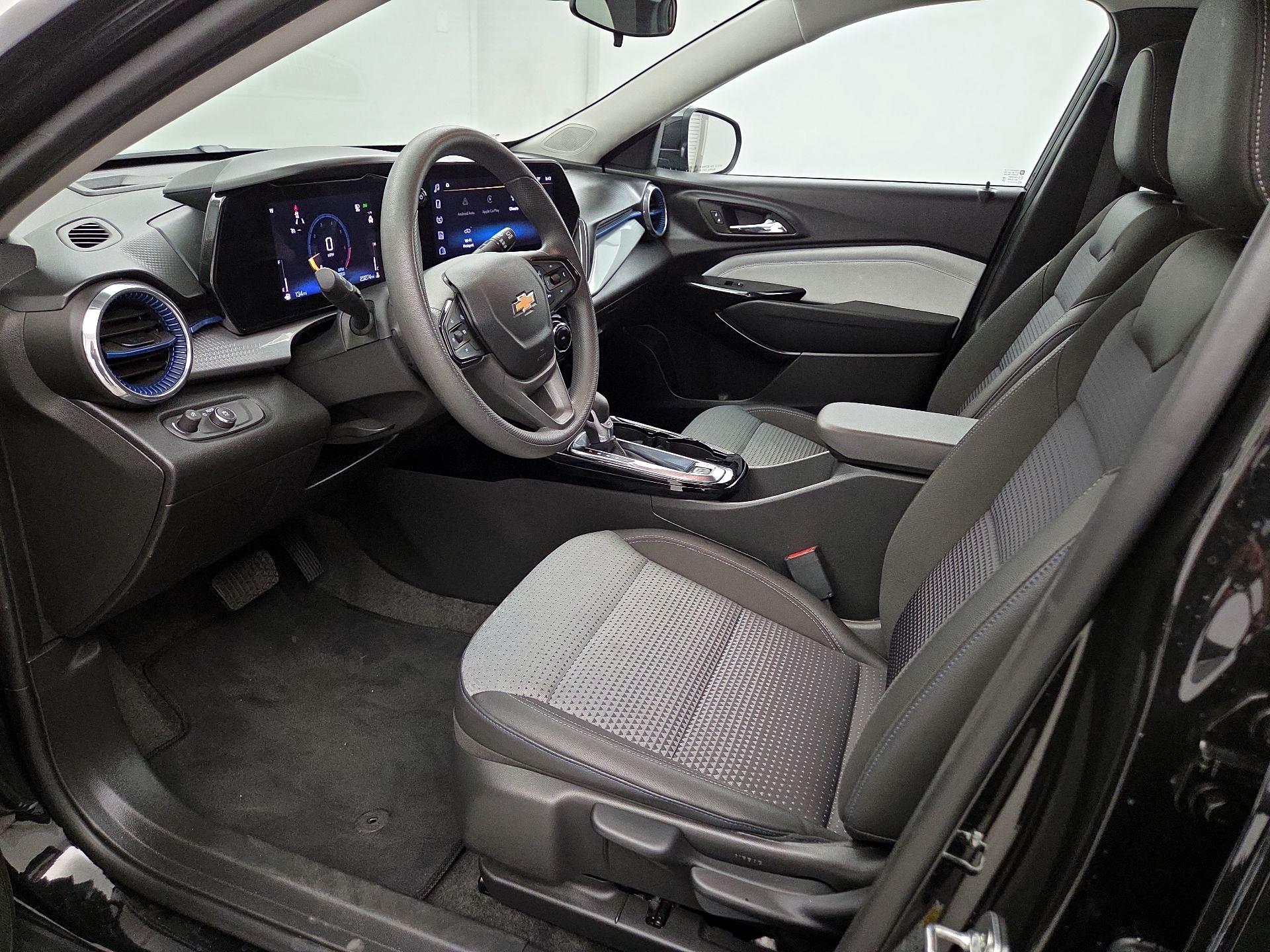 Thumbnail: 2025 Chevrolet Trax - 19