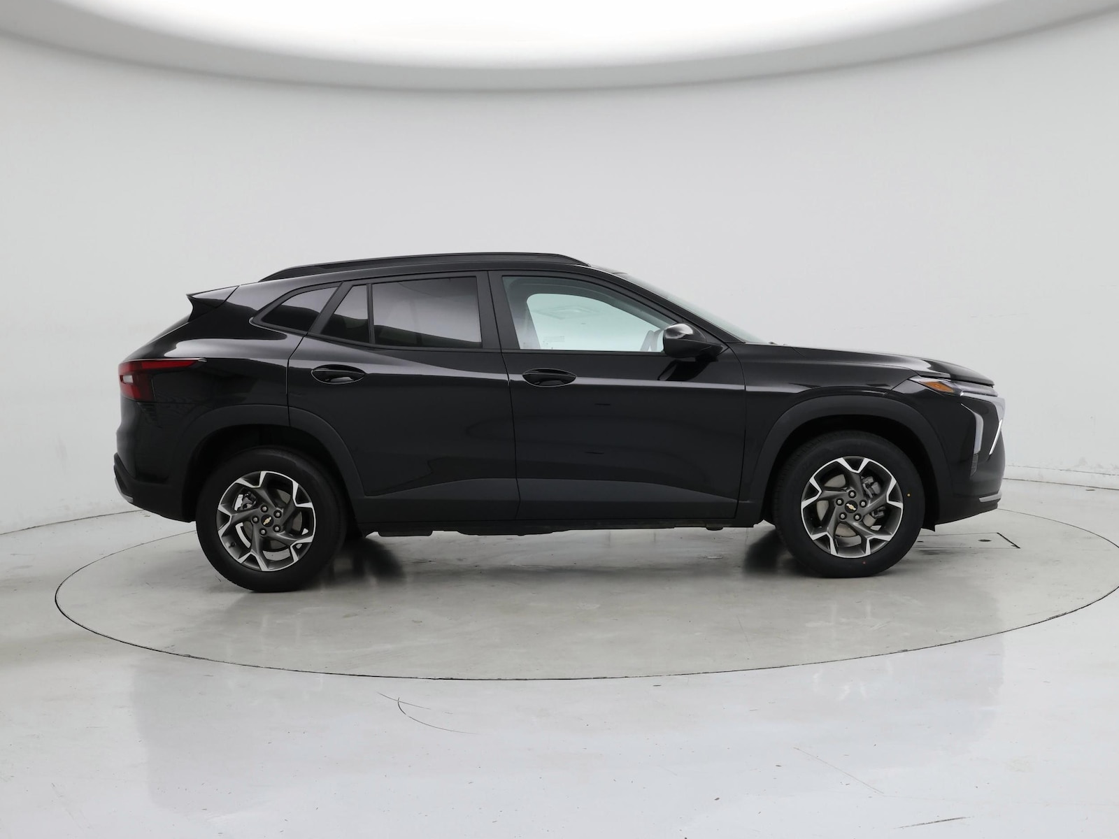 2025 Chevrolet Trax LT - Photo 8