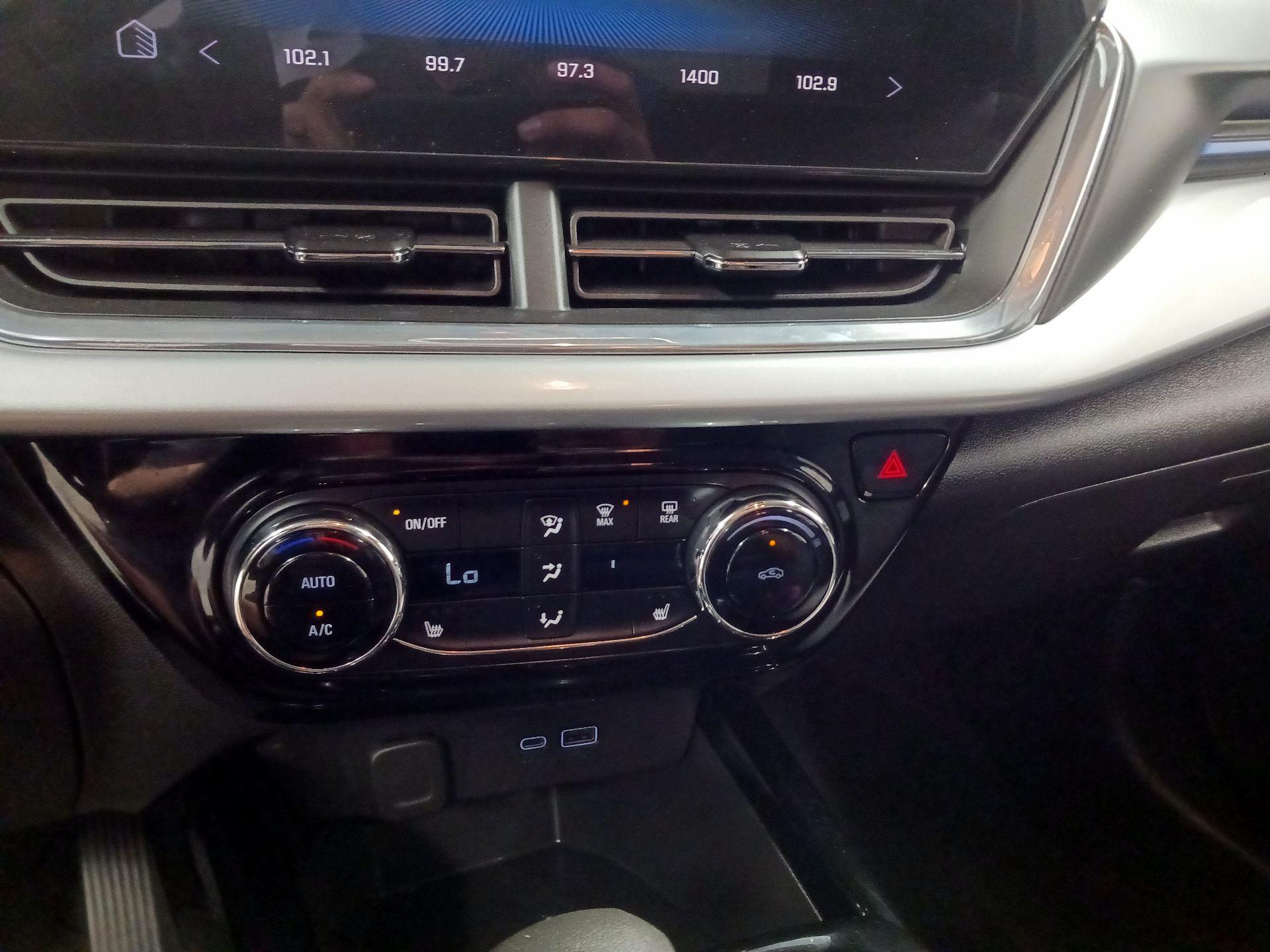 Thumbnail: 2025 Chevrolet Trax - 14