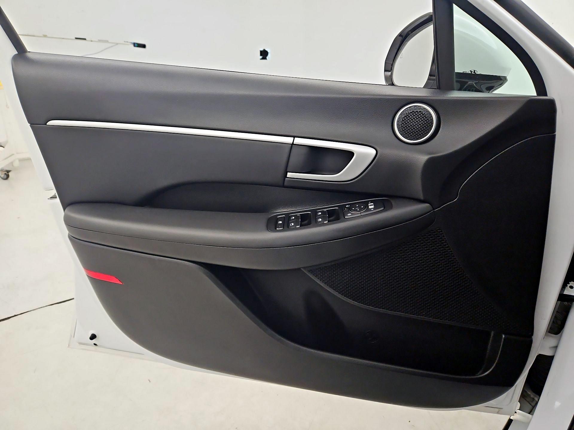 Thumbnail: 2025 Hyundai Sonata - 12