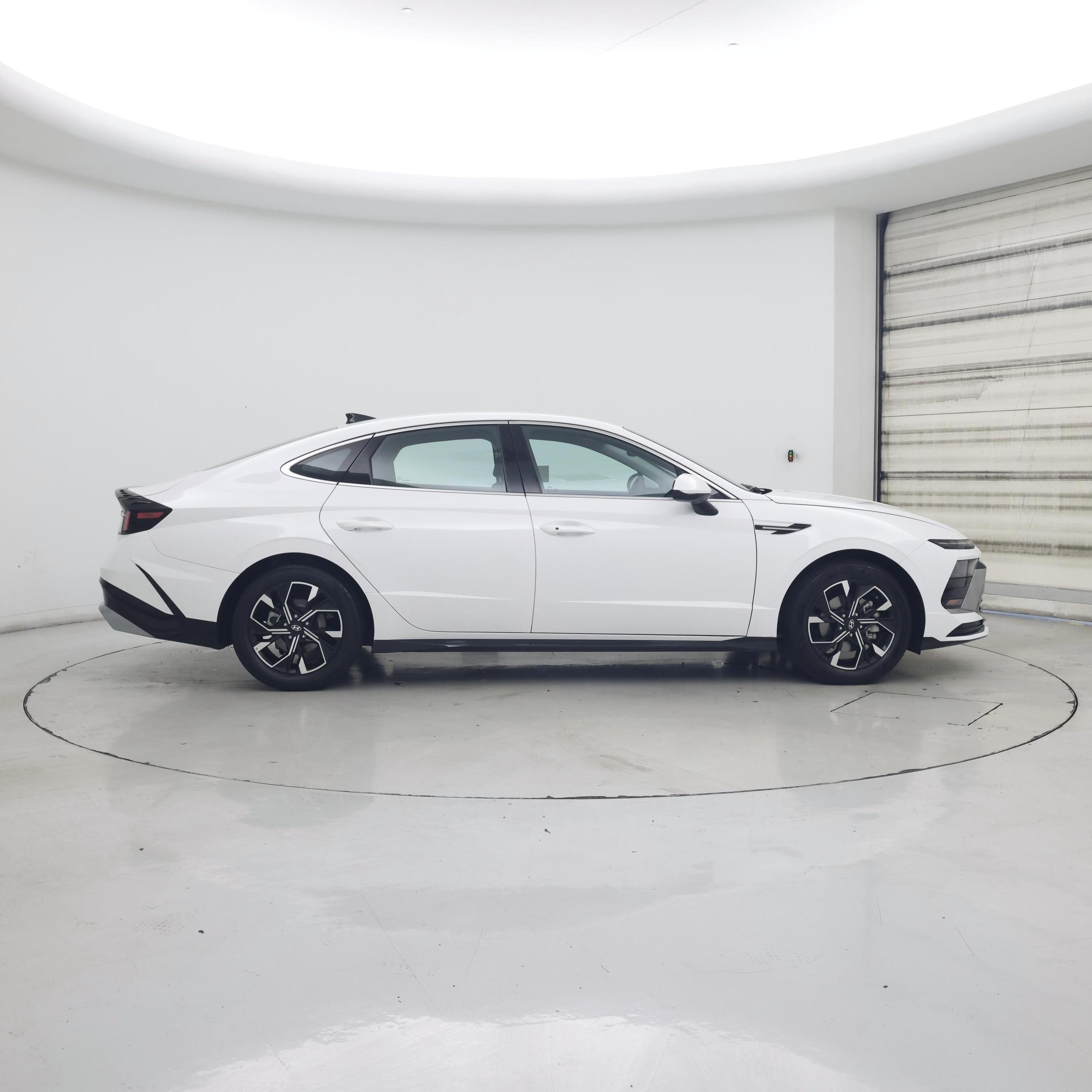 Thumbnail: 2025 Hyundai Sonata - 7
