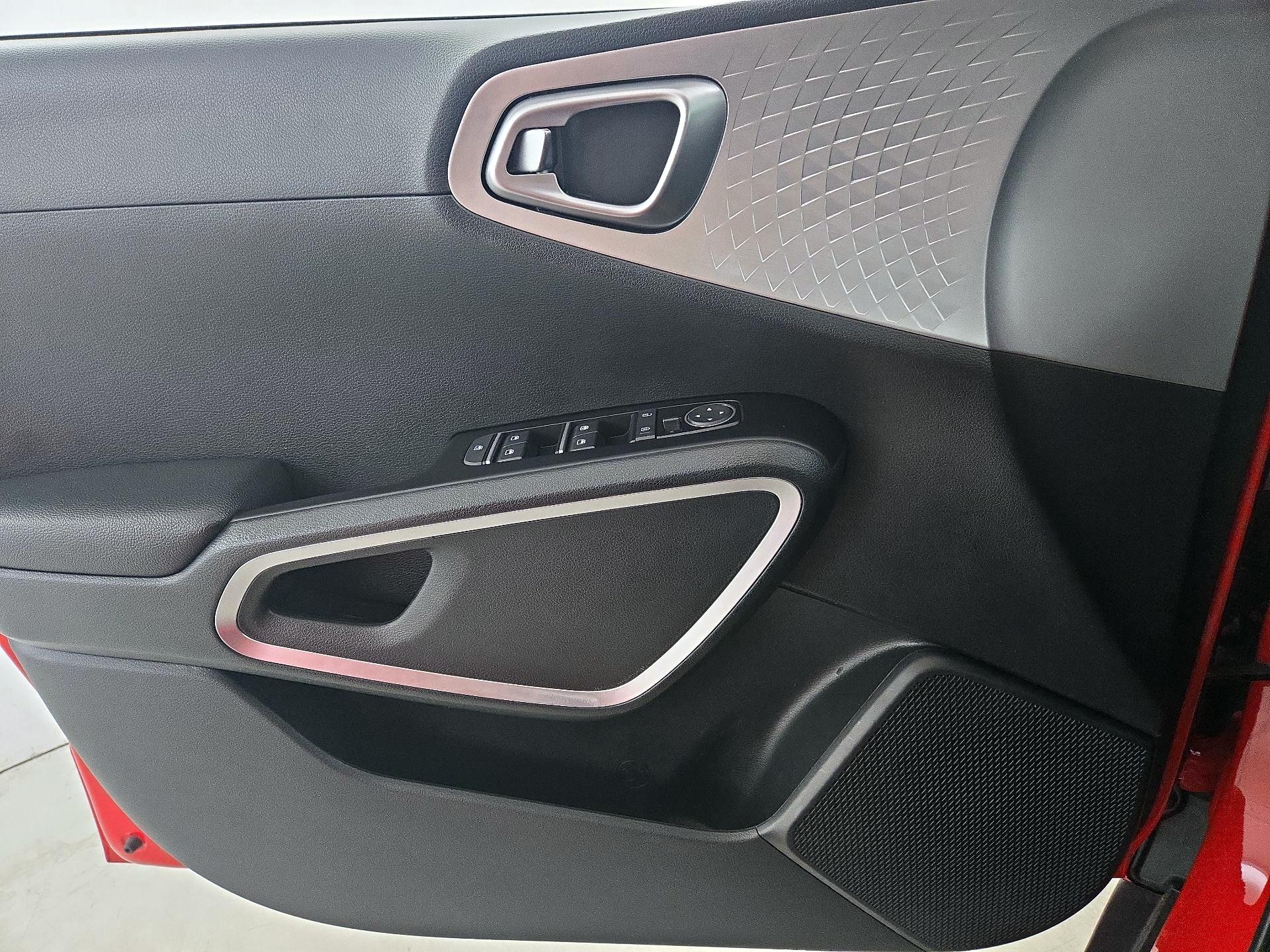 Thumbnail: 2025 Kia Soul - 12