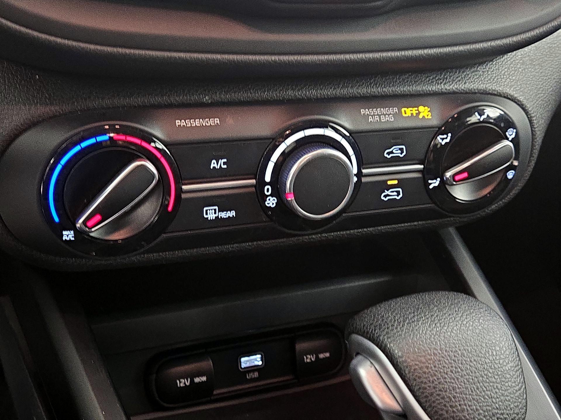 Thumbnail: 2025 Kia Soul - 16