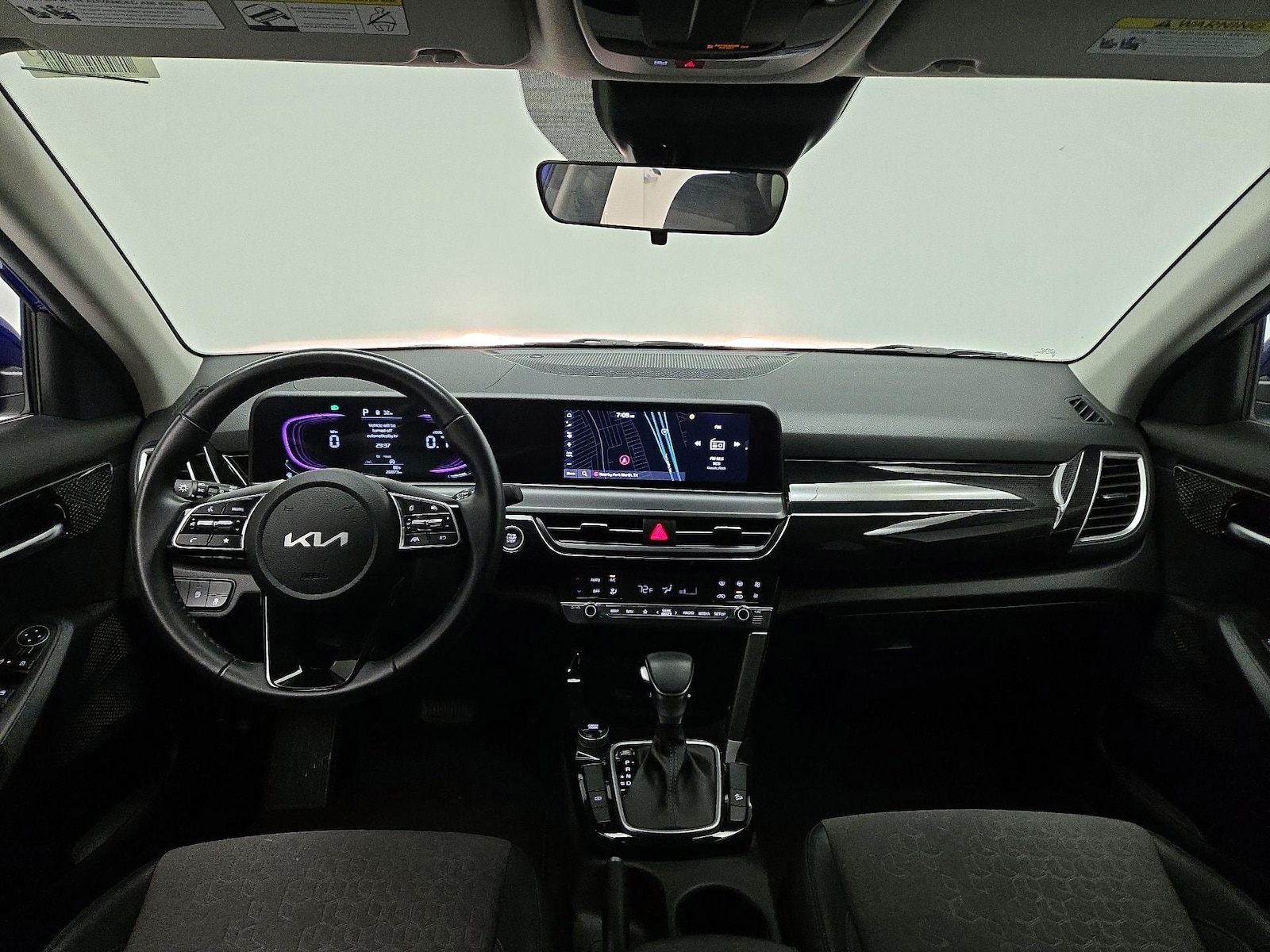2025 Kia Seltos S - Photo 10