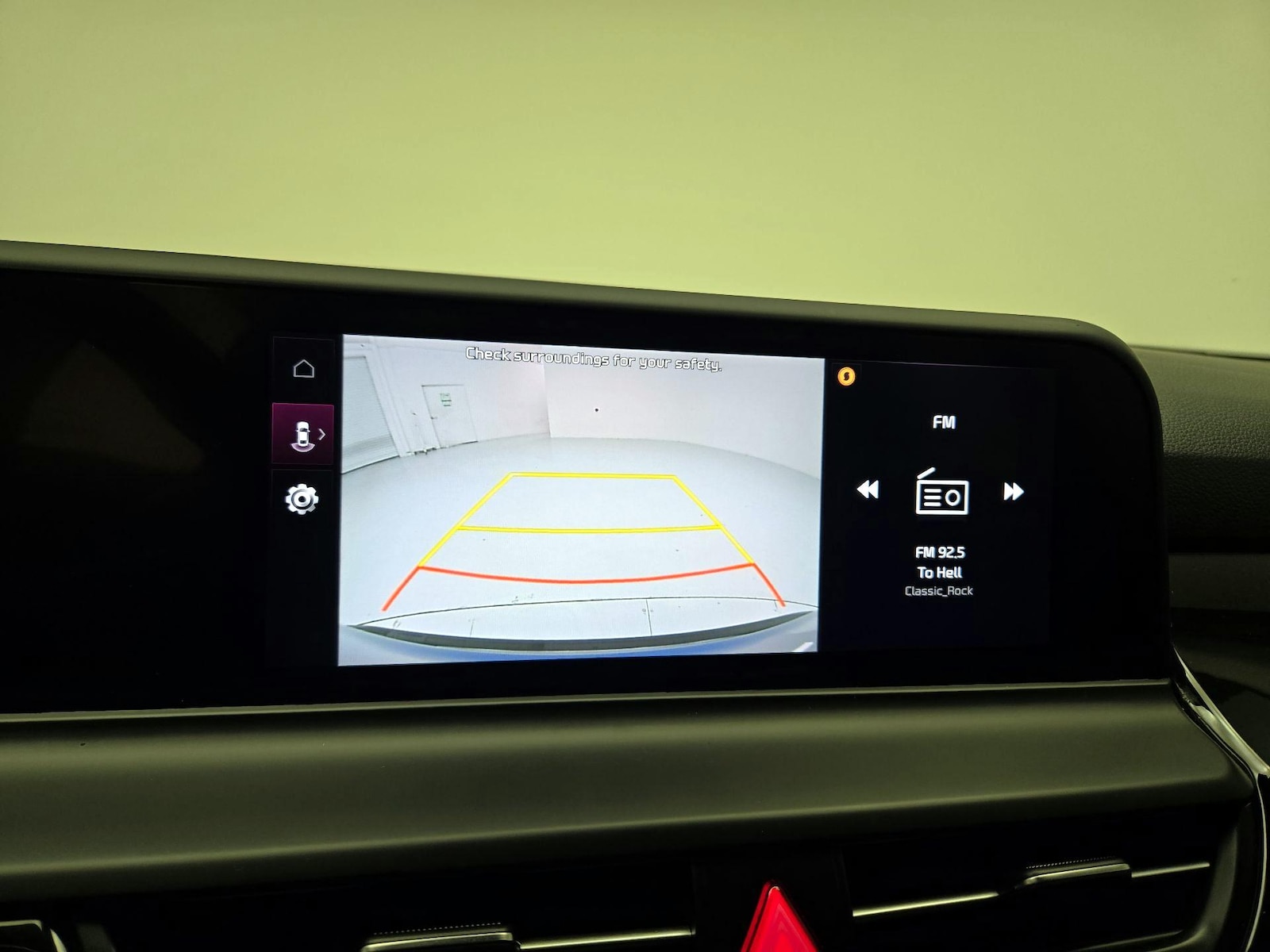 2025 Kia Seltos S - Photo 16