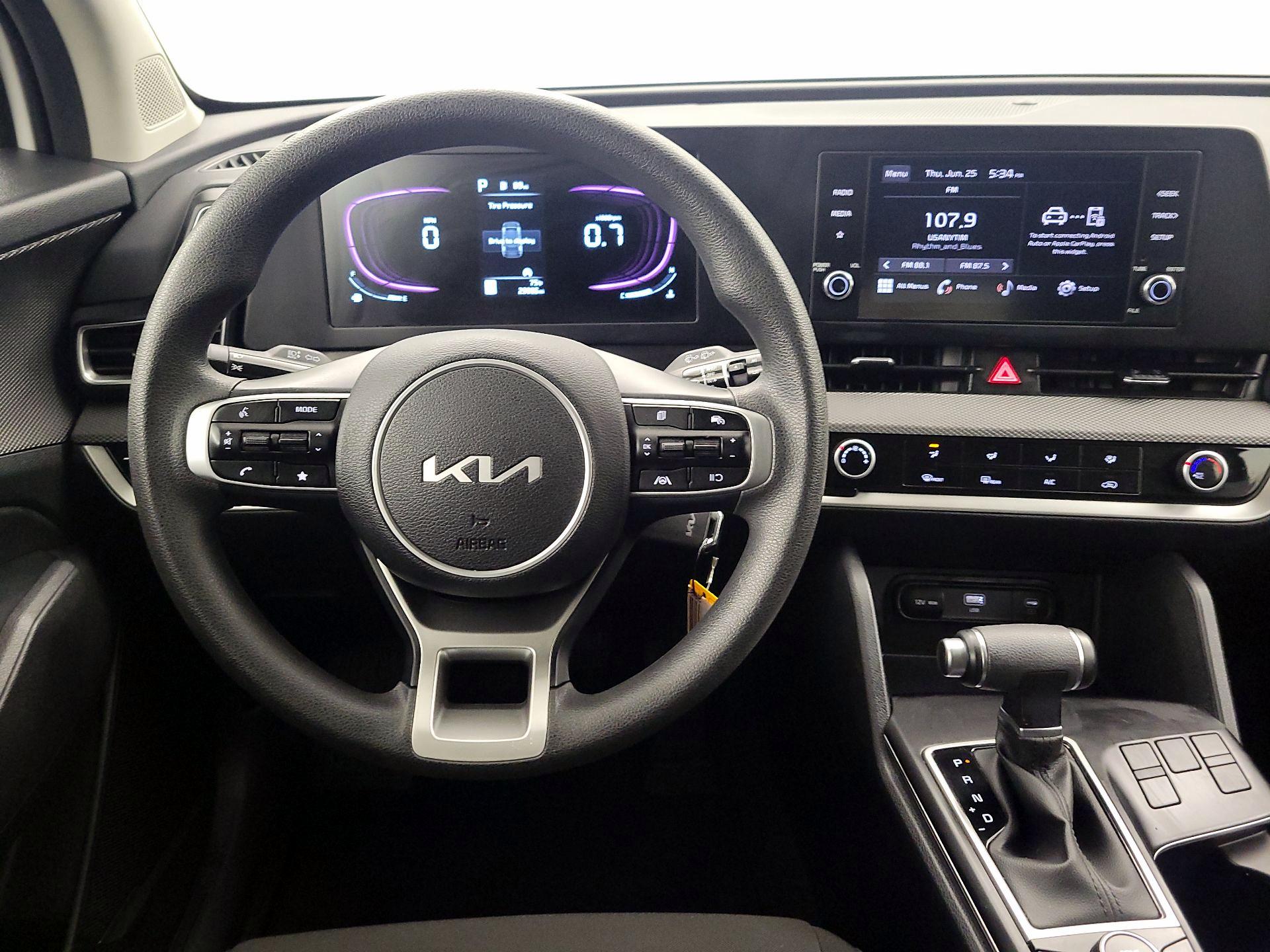 Thumbnail: 2025 Kia Sportage - 10