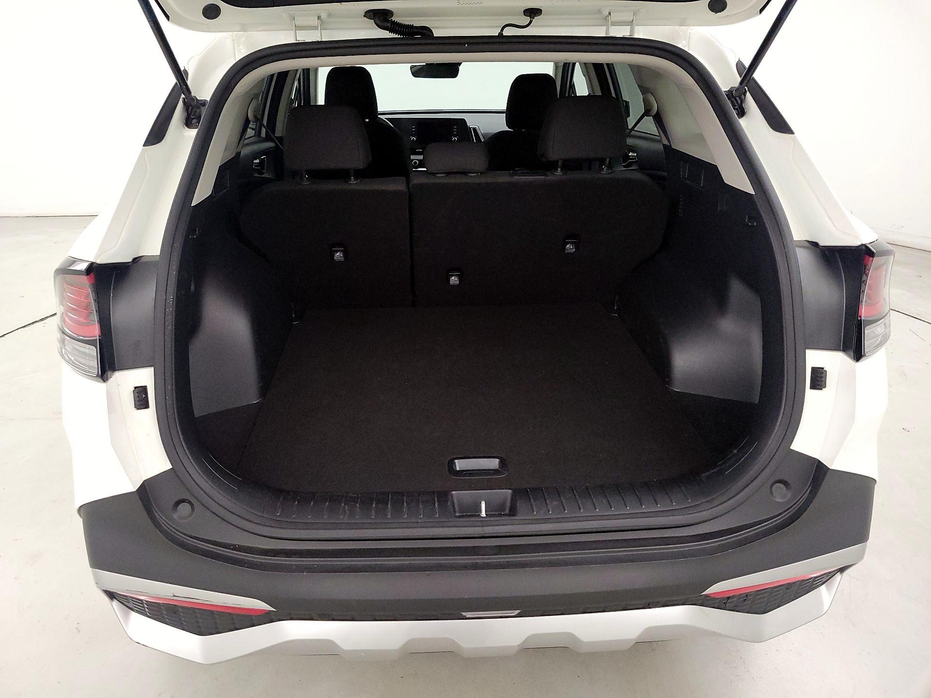 Thumbnail: 2025 Kia Sportage - 20