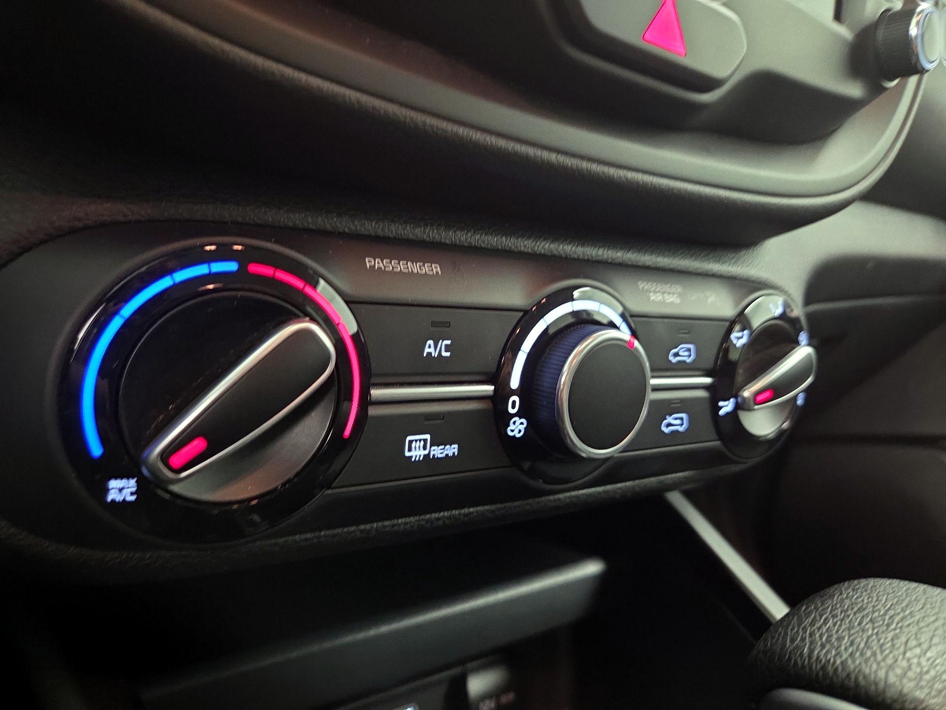 Thumbnail: 2025 Kia Soul - 16