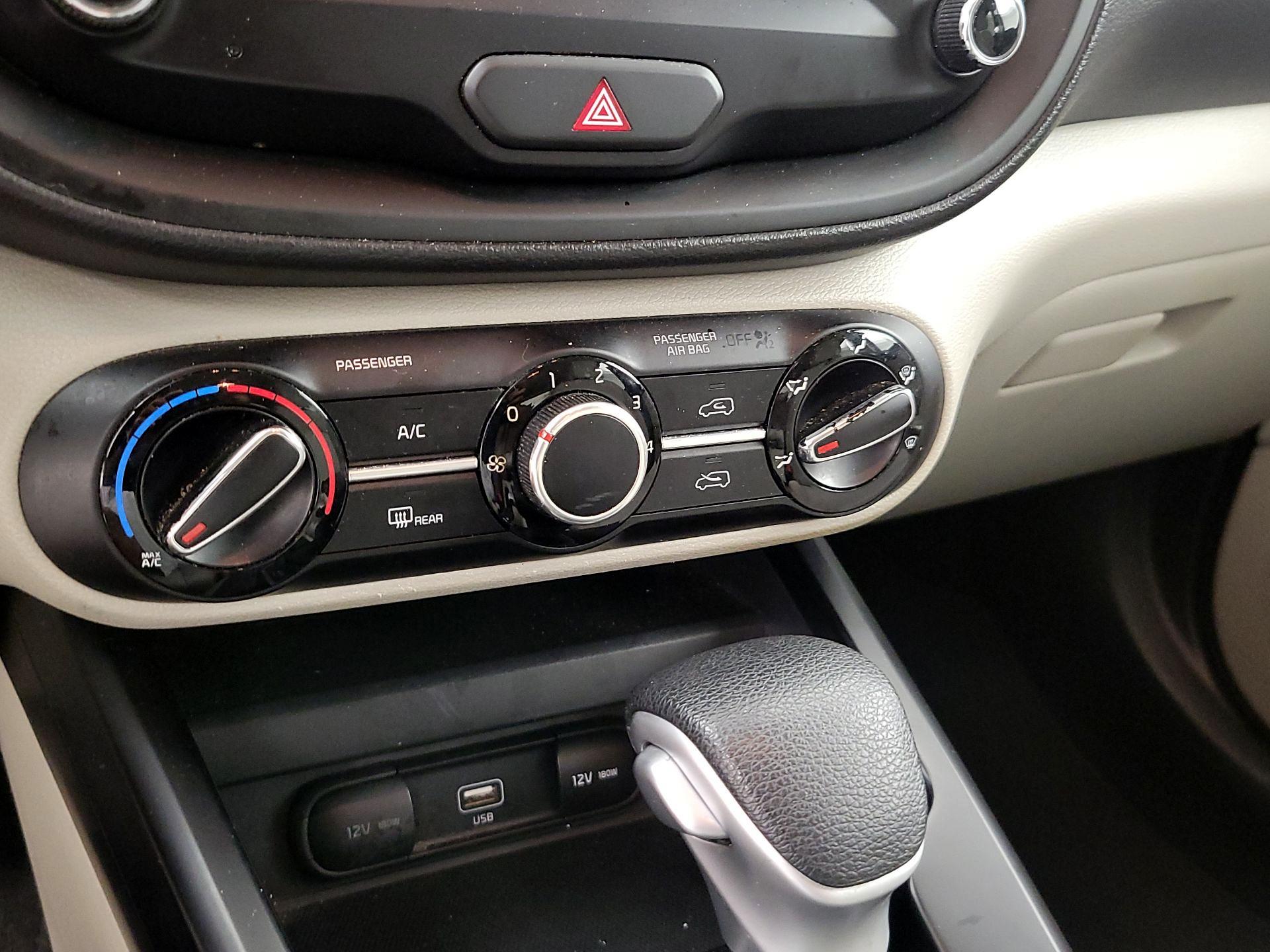 Thumbnail: 2021 Kia Soul - 16
