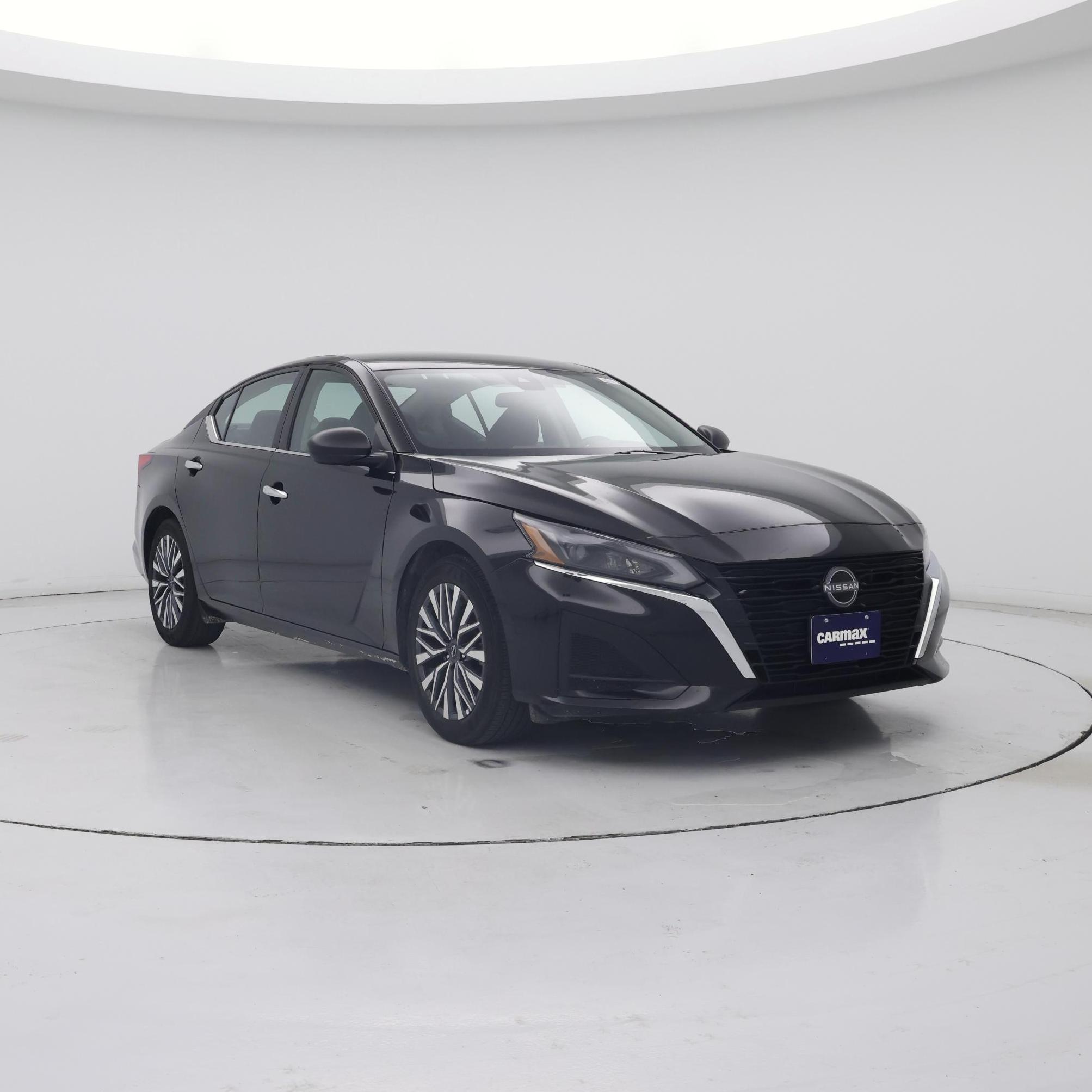 Black 2025 Nissan Altima Sedan Front-Wheel Drive Automatic